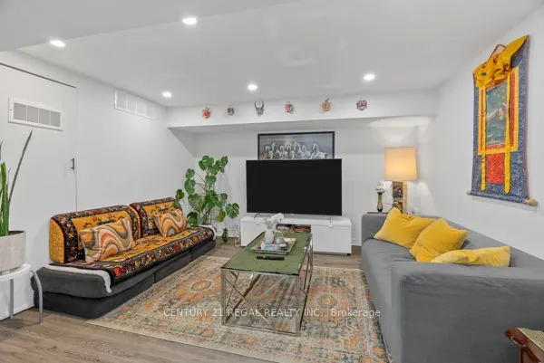 97 Westhampton Drive