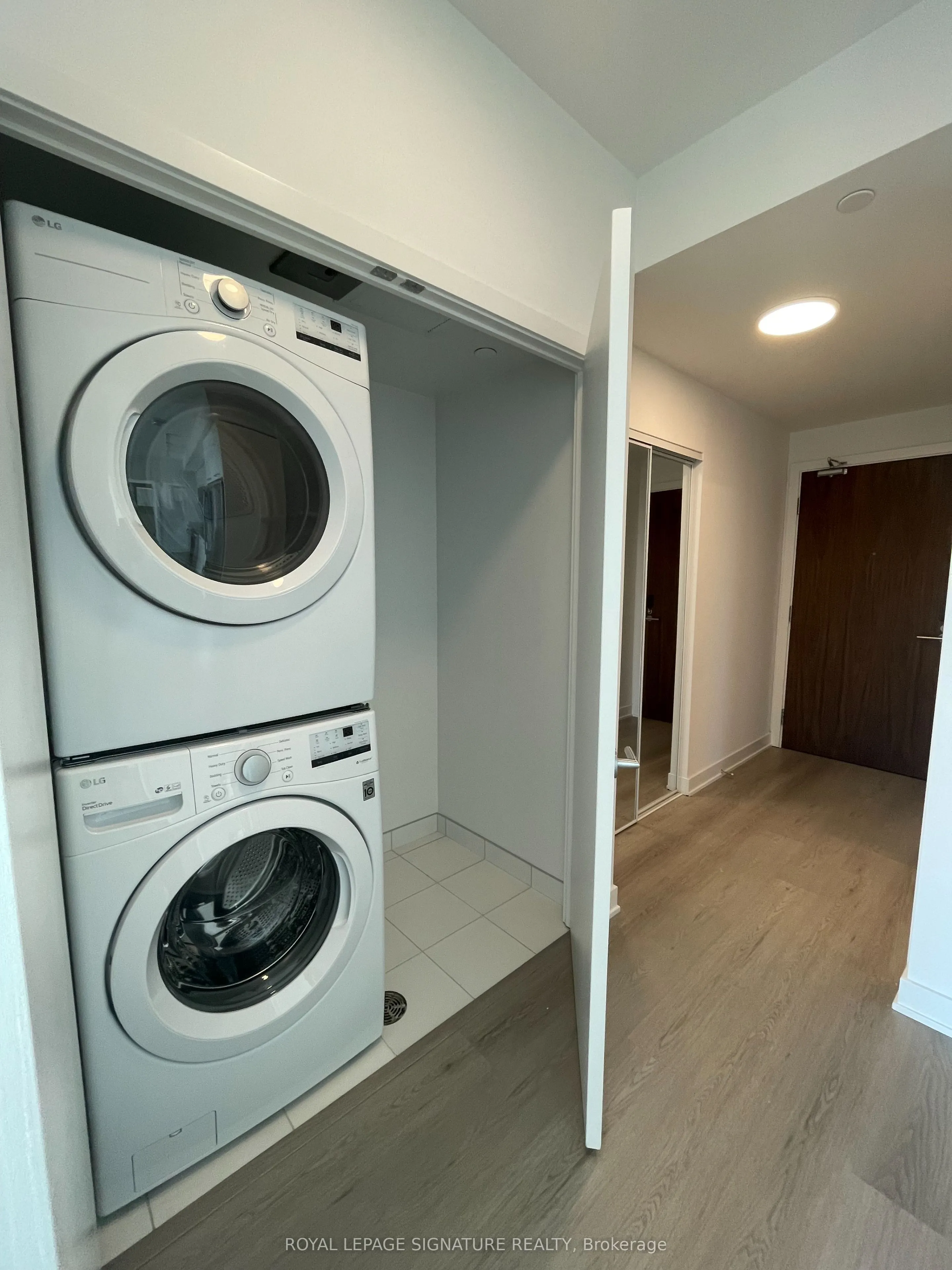40 Lagerfeld Drive, #1305