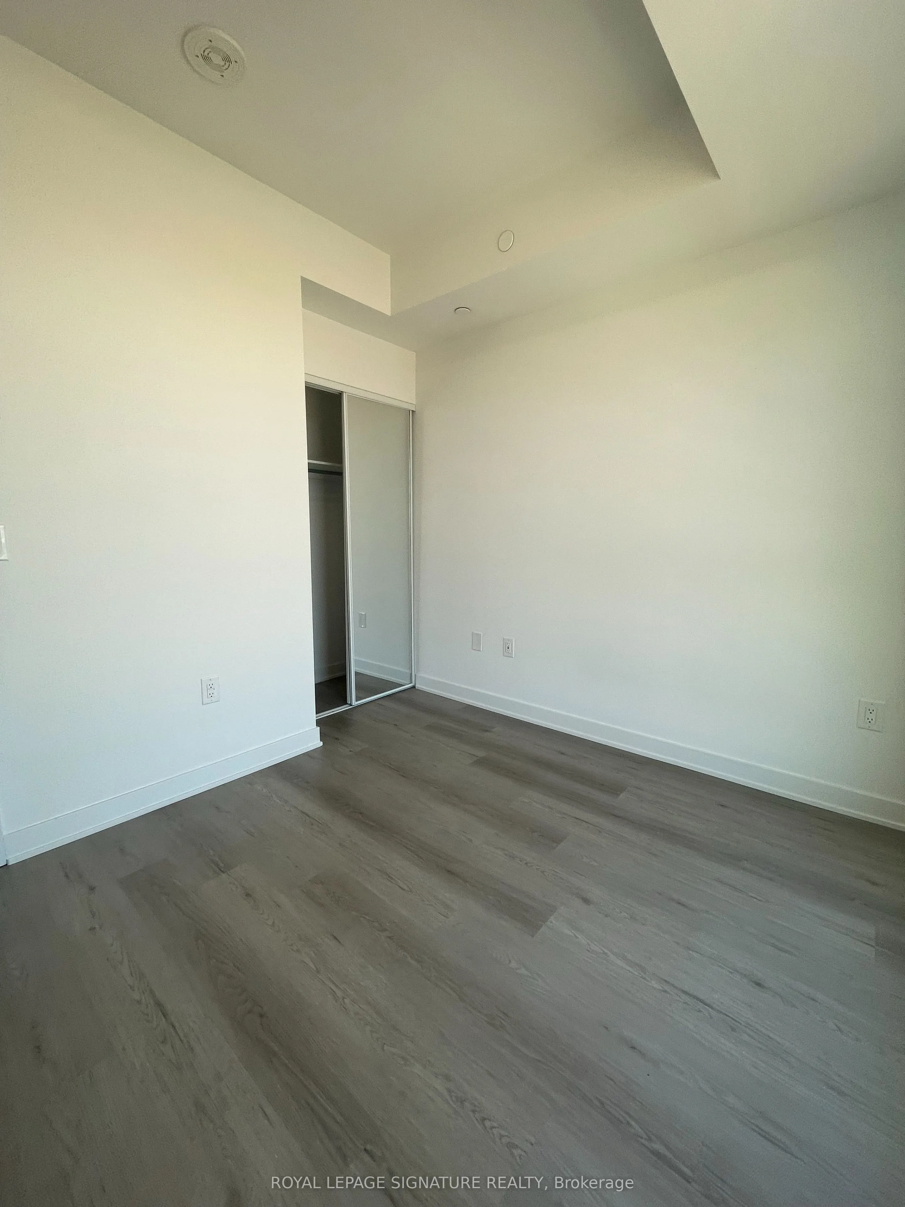 40 Lagerfeld Drive, #1901