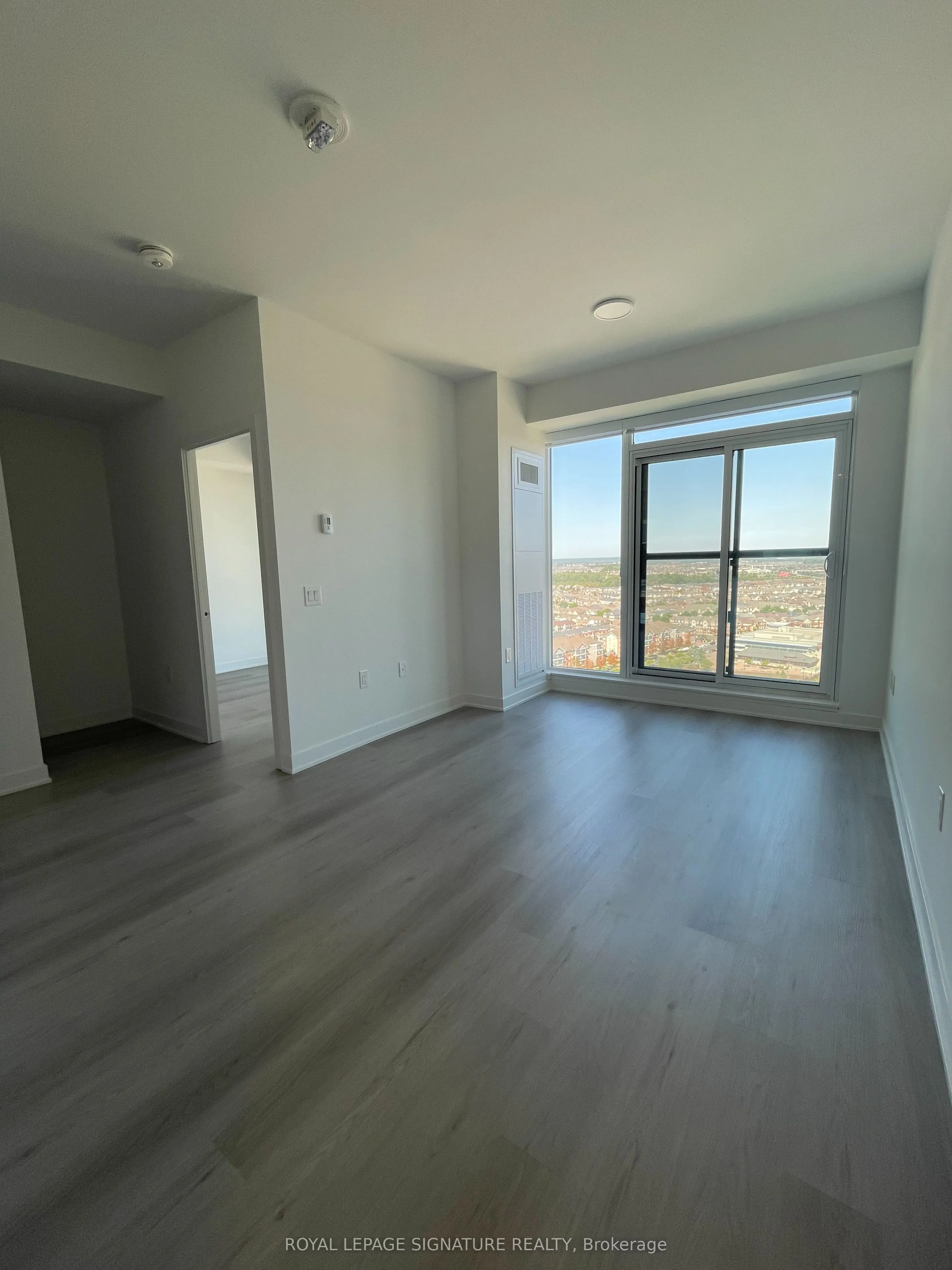 40 Lagerfeld Drive, #1901