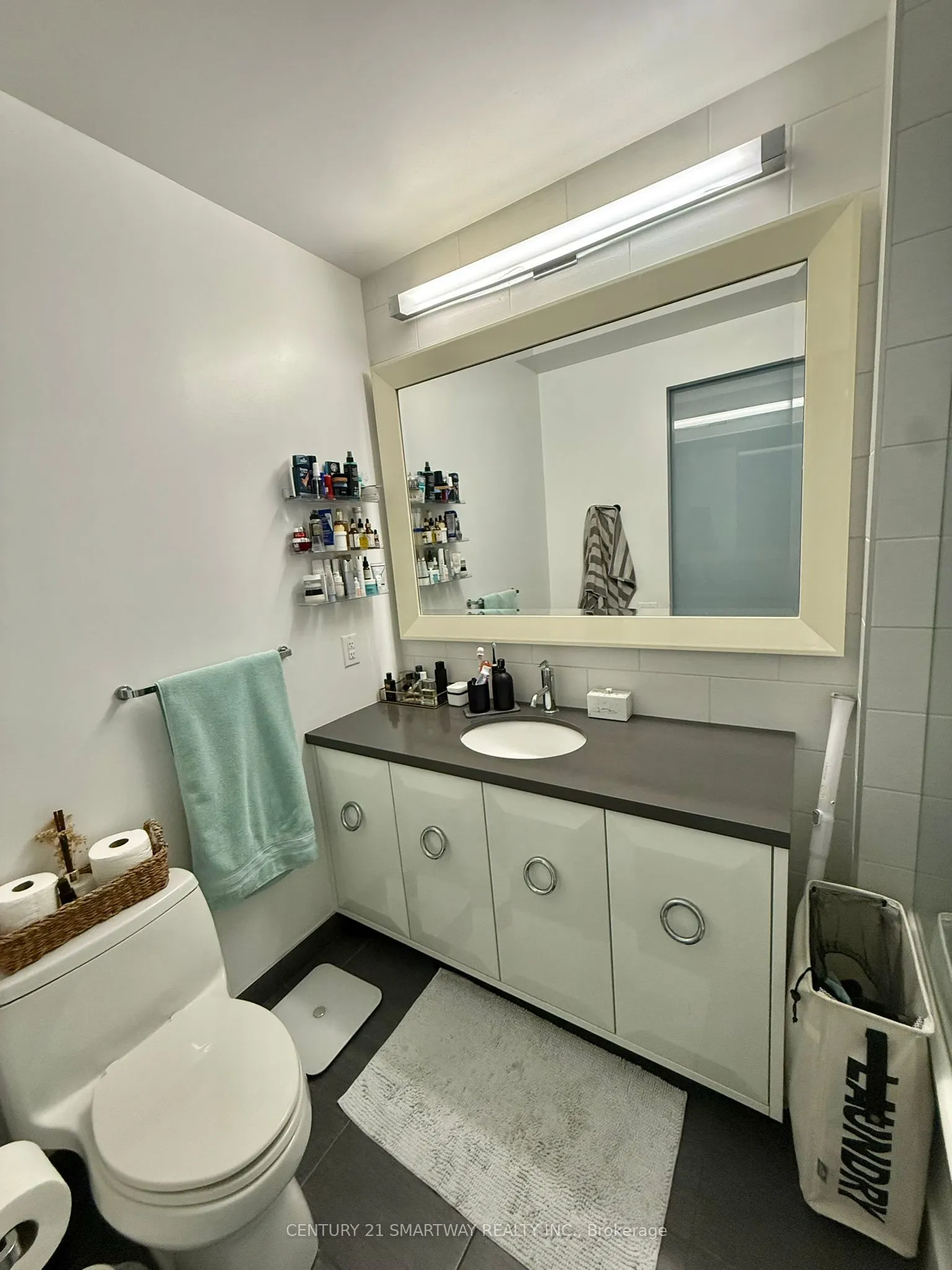 90 Park Lawn Road, #803
