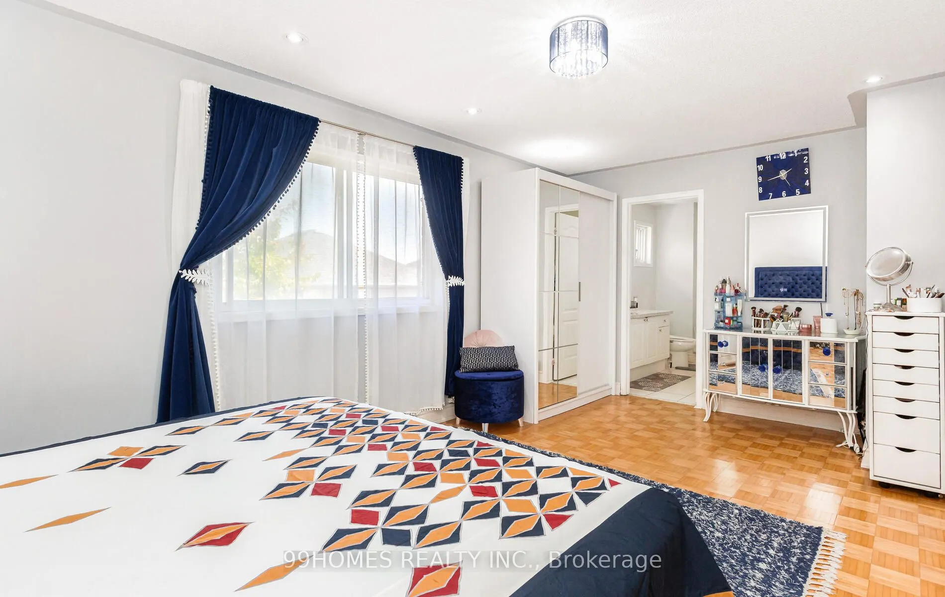 5 Farthingale Crescent