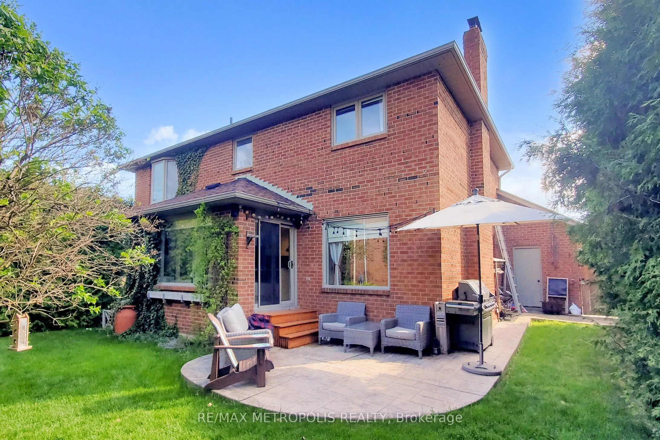 1310 Golden Meadow Trail