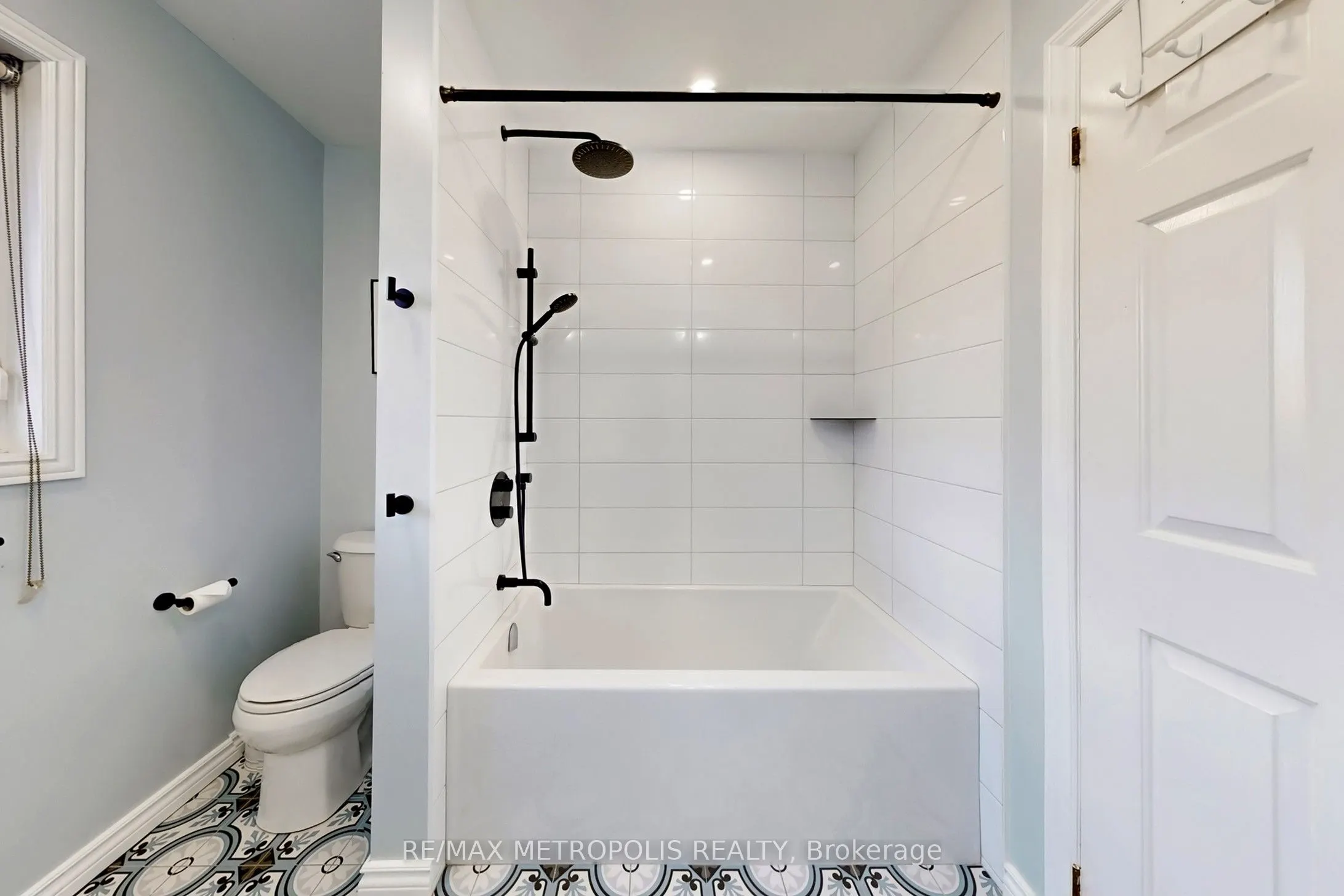 1310 Golden Meadow Trail