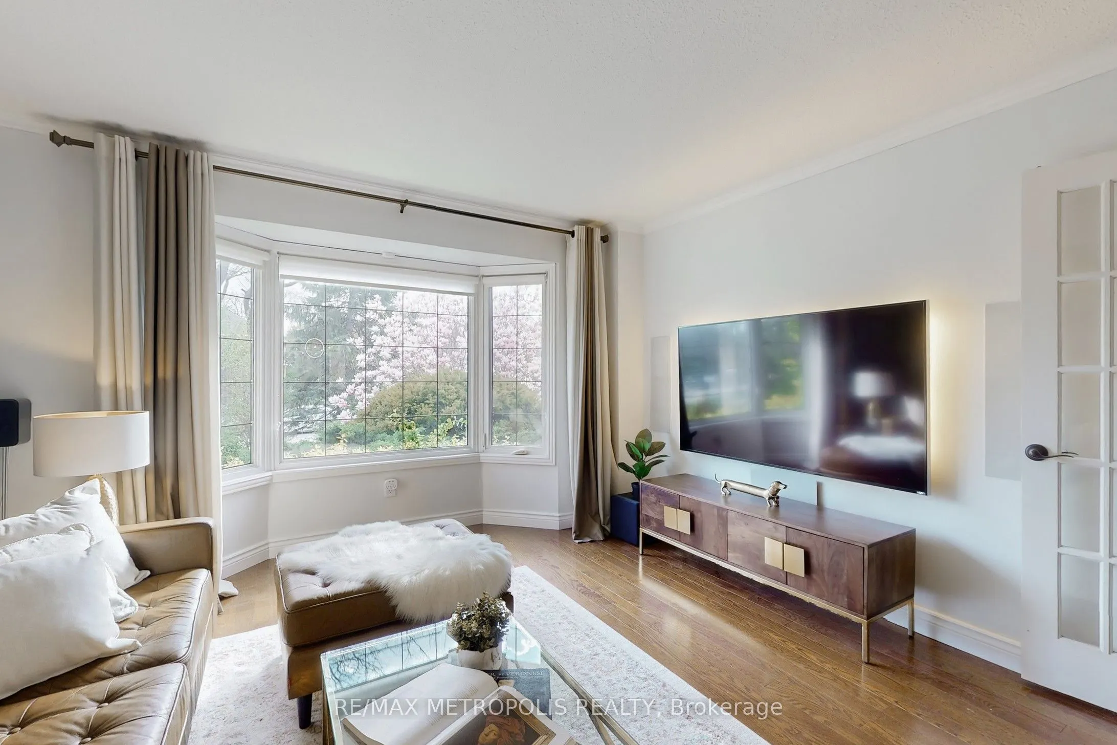 1310 Golden Meadow Trail