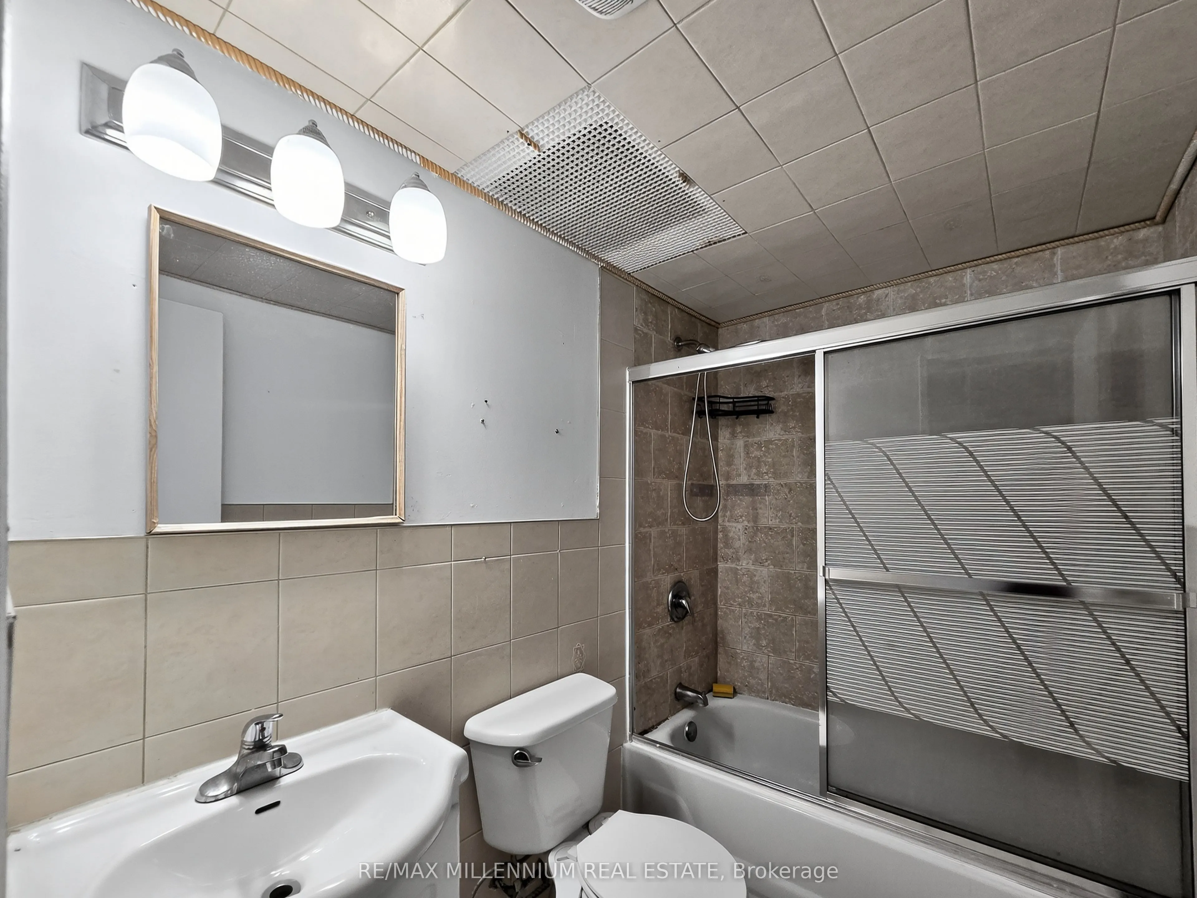 2645 Kipling Avenue, #1811