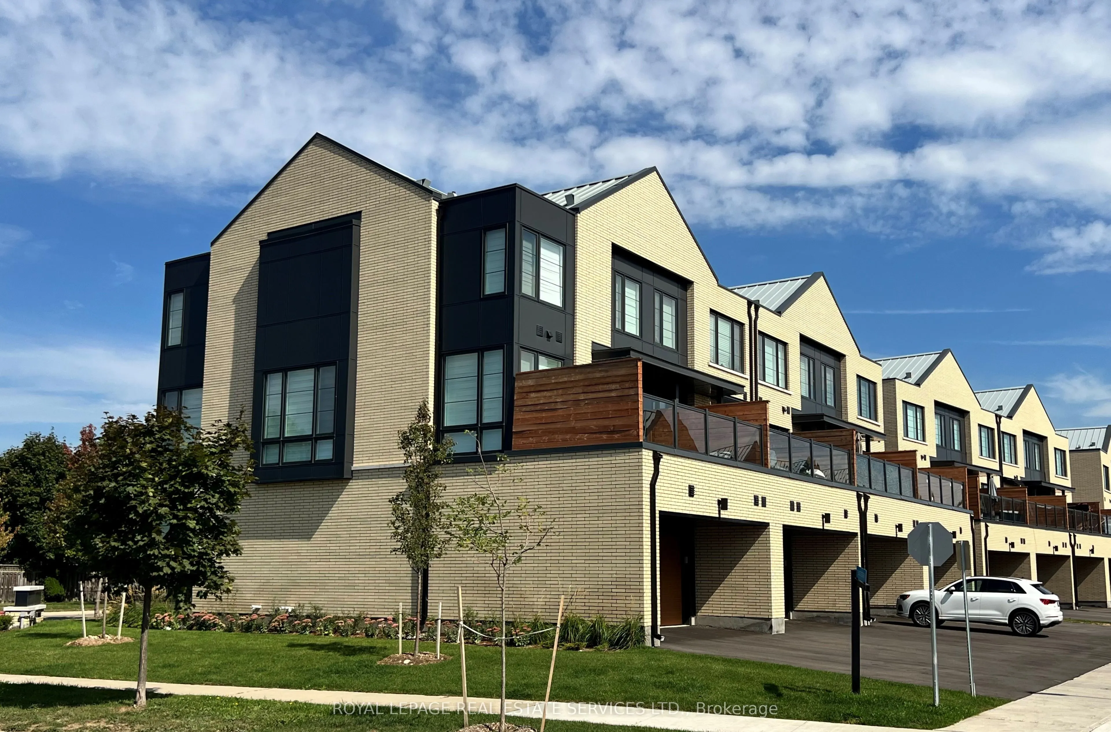 2273 Turnberry Road, #1