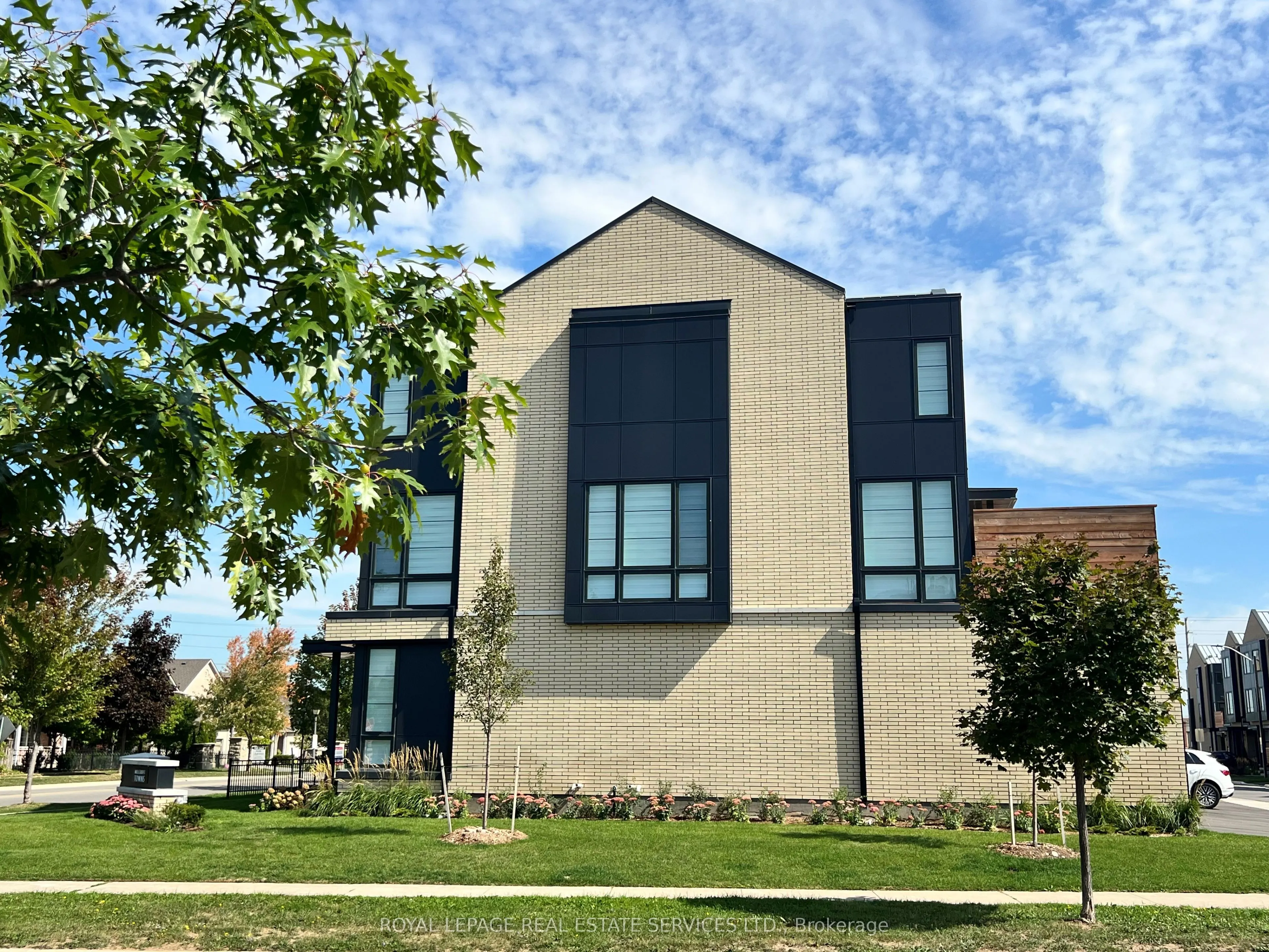 2273 Turnberry Road, #1