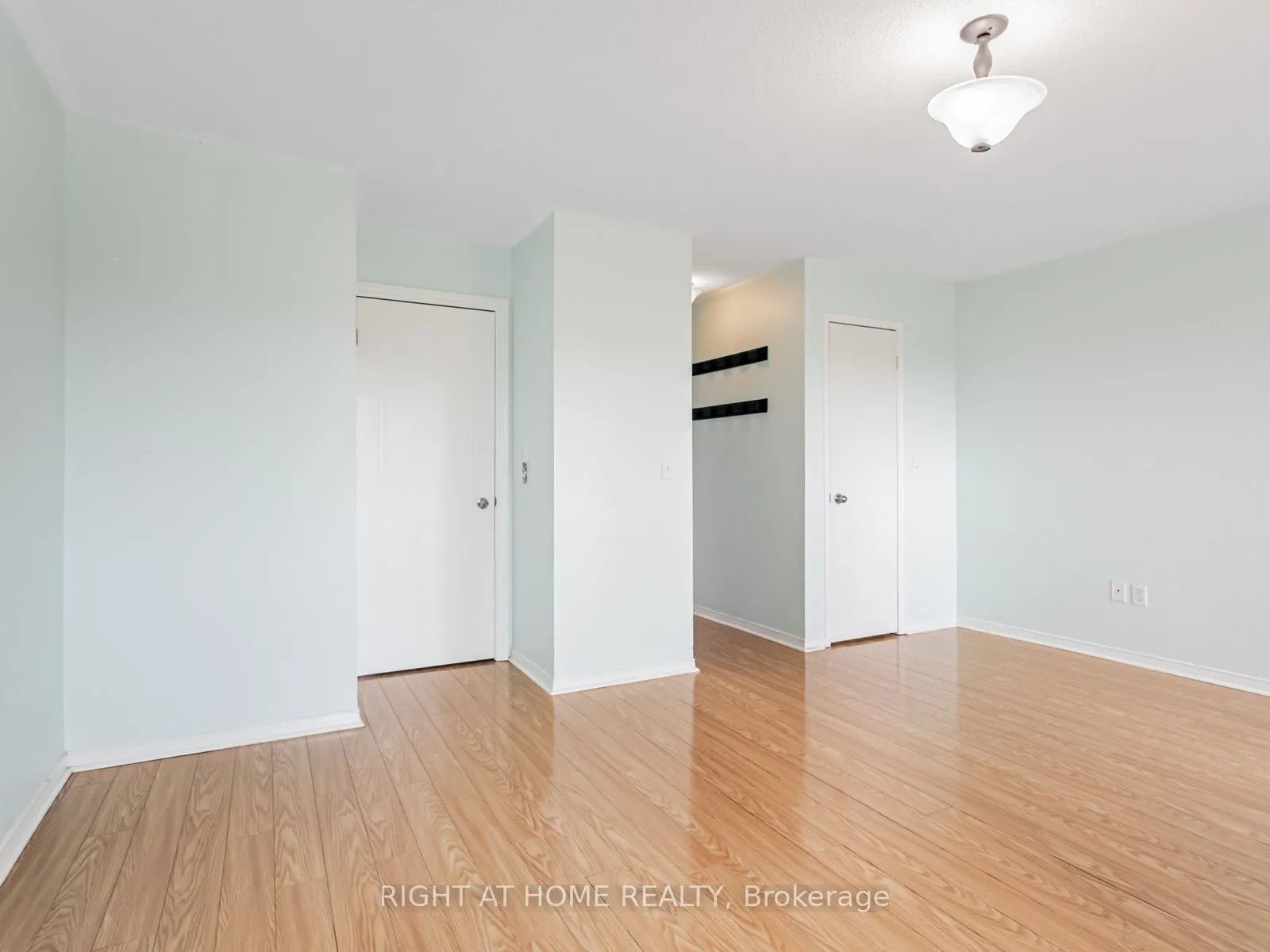190 FORUM Drive, #76