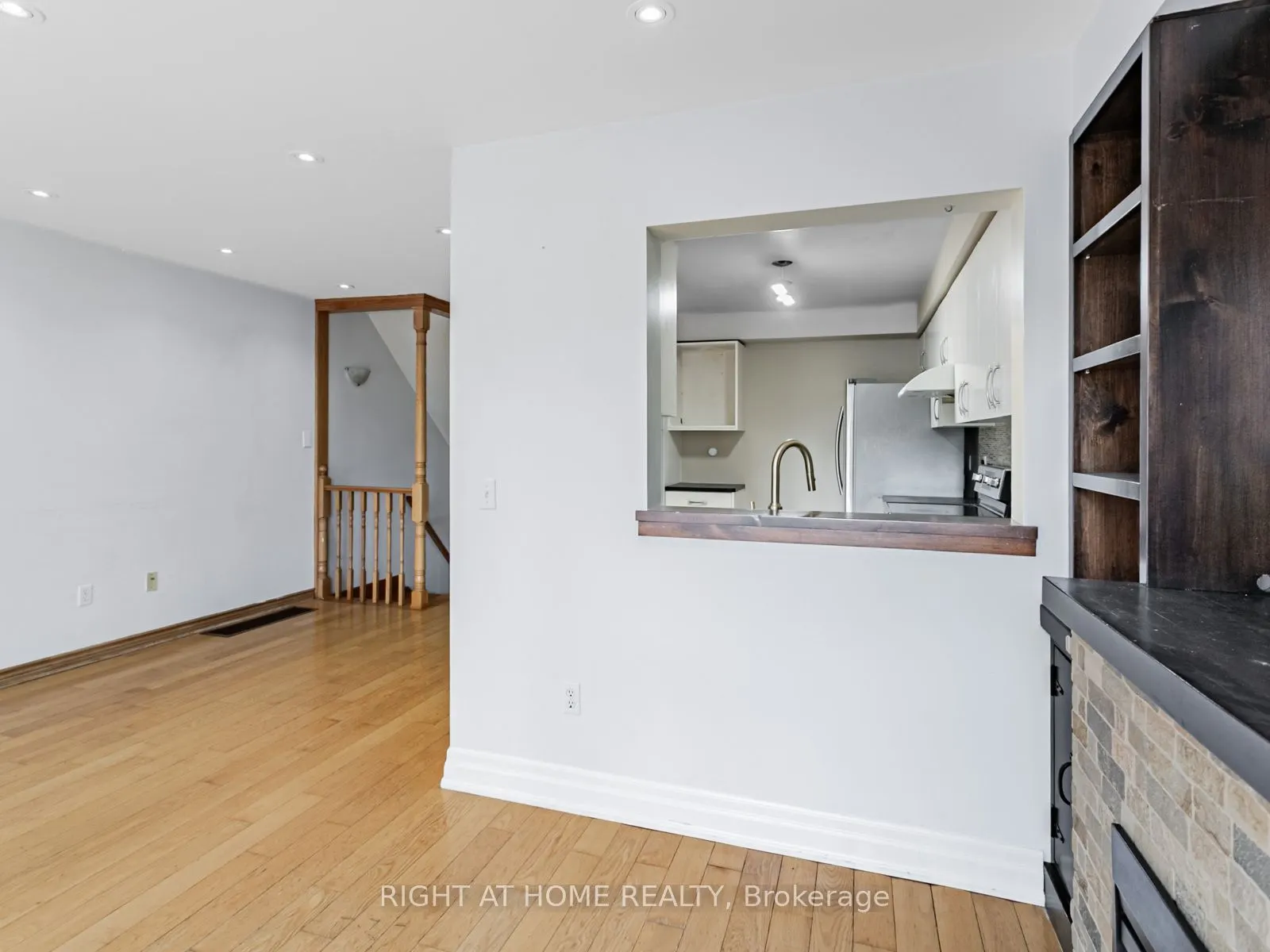 190 FORUM Drive, #76