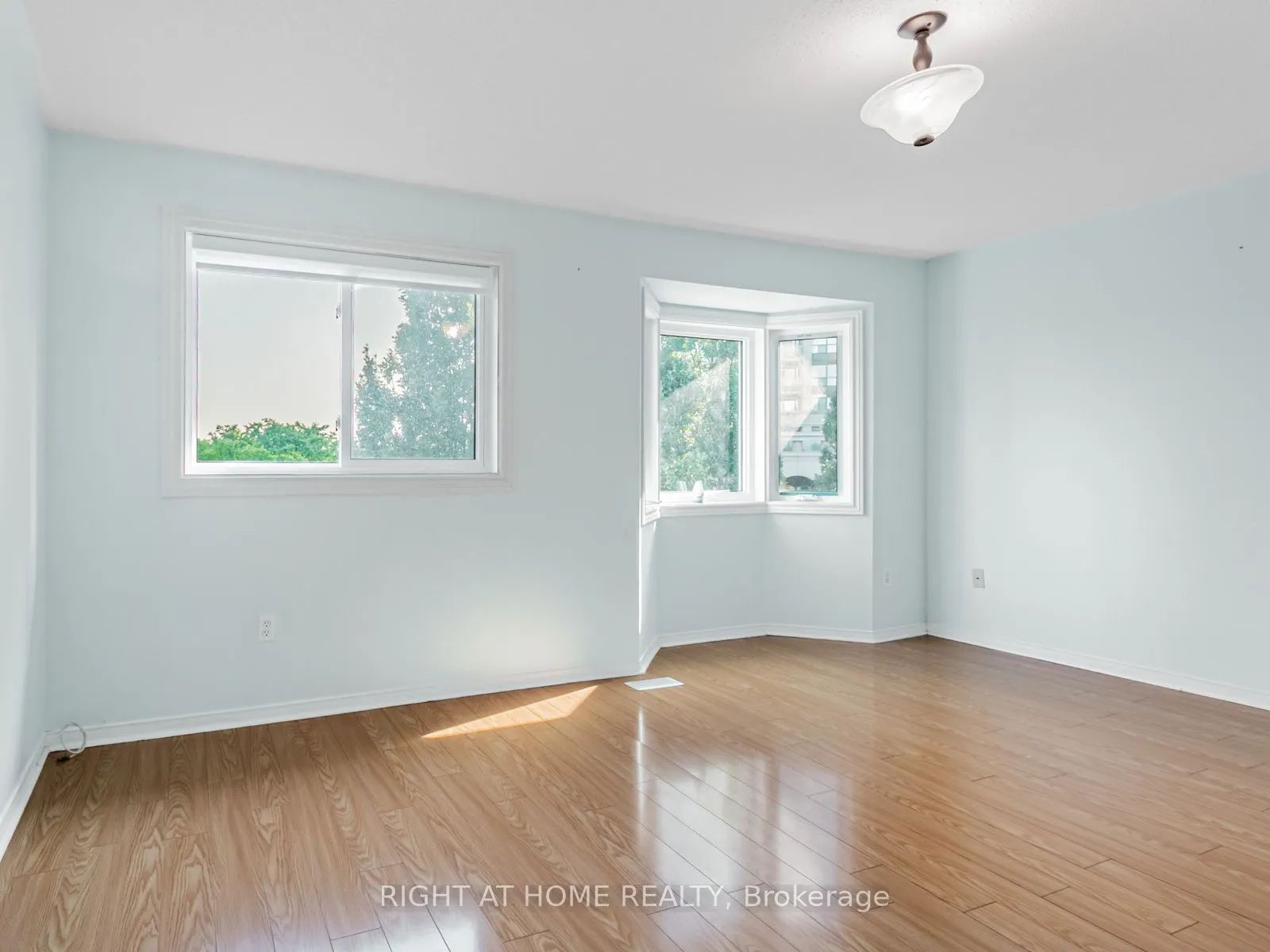 190 FORUM Drive, #76