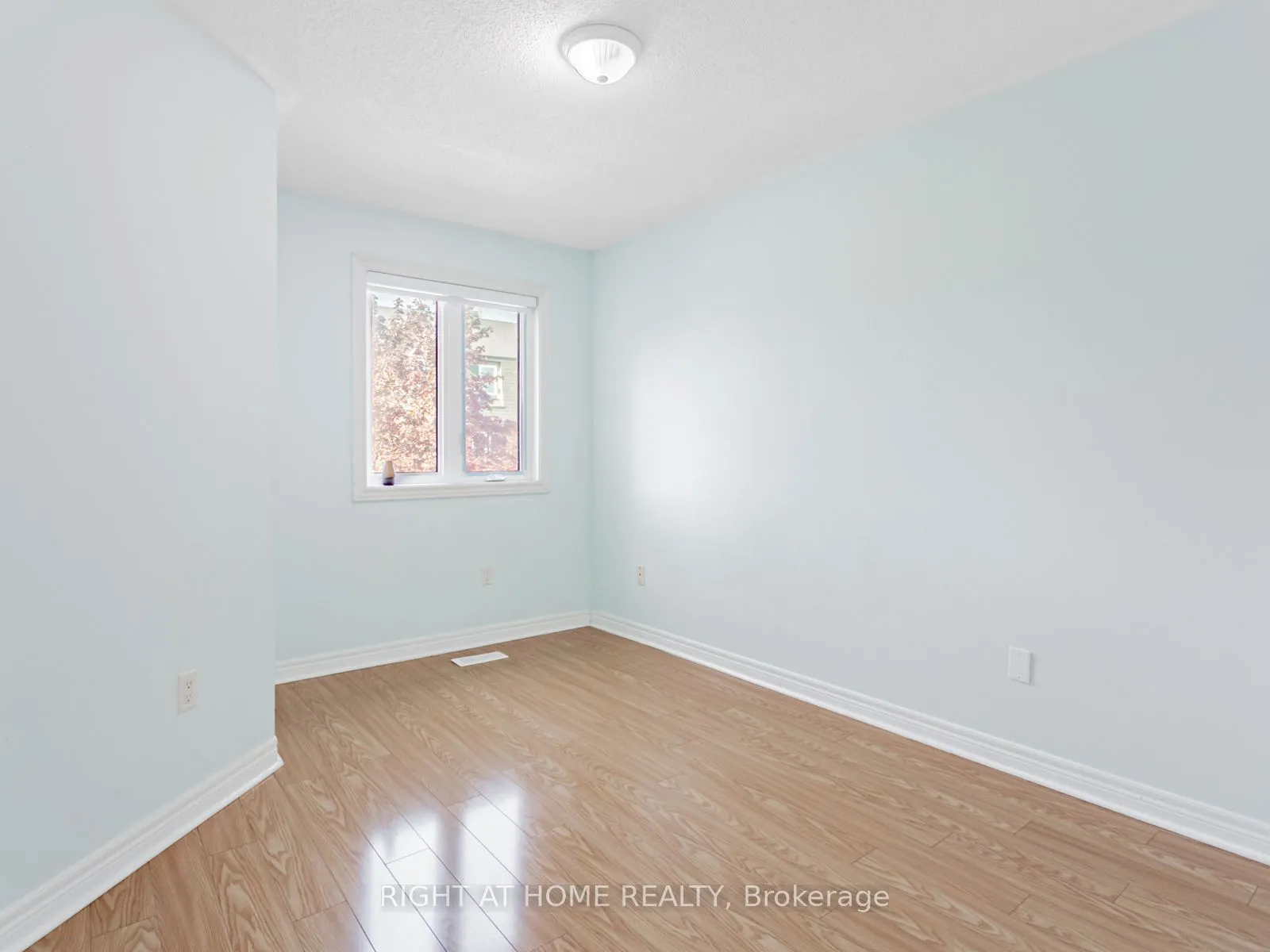 190 FORUM Drive, #76