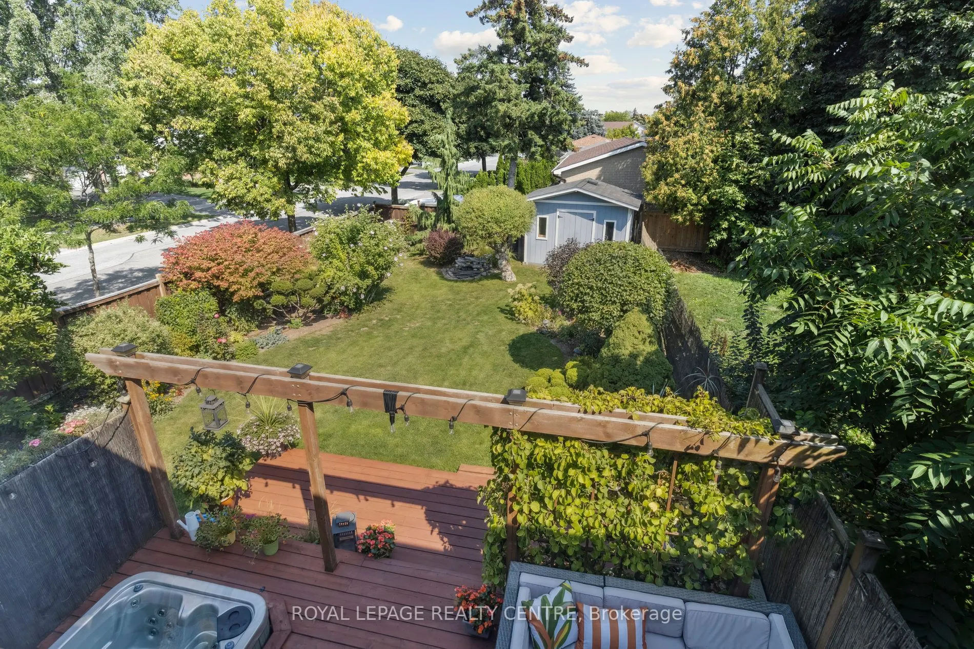 3383 Tallmast Crescent