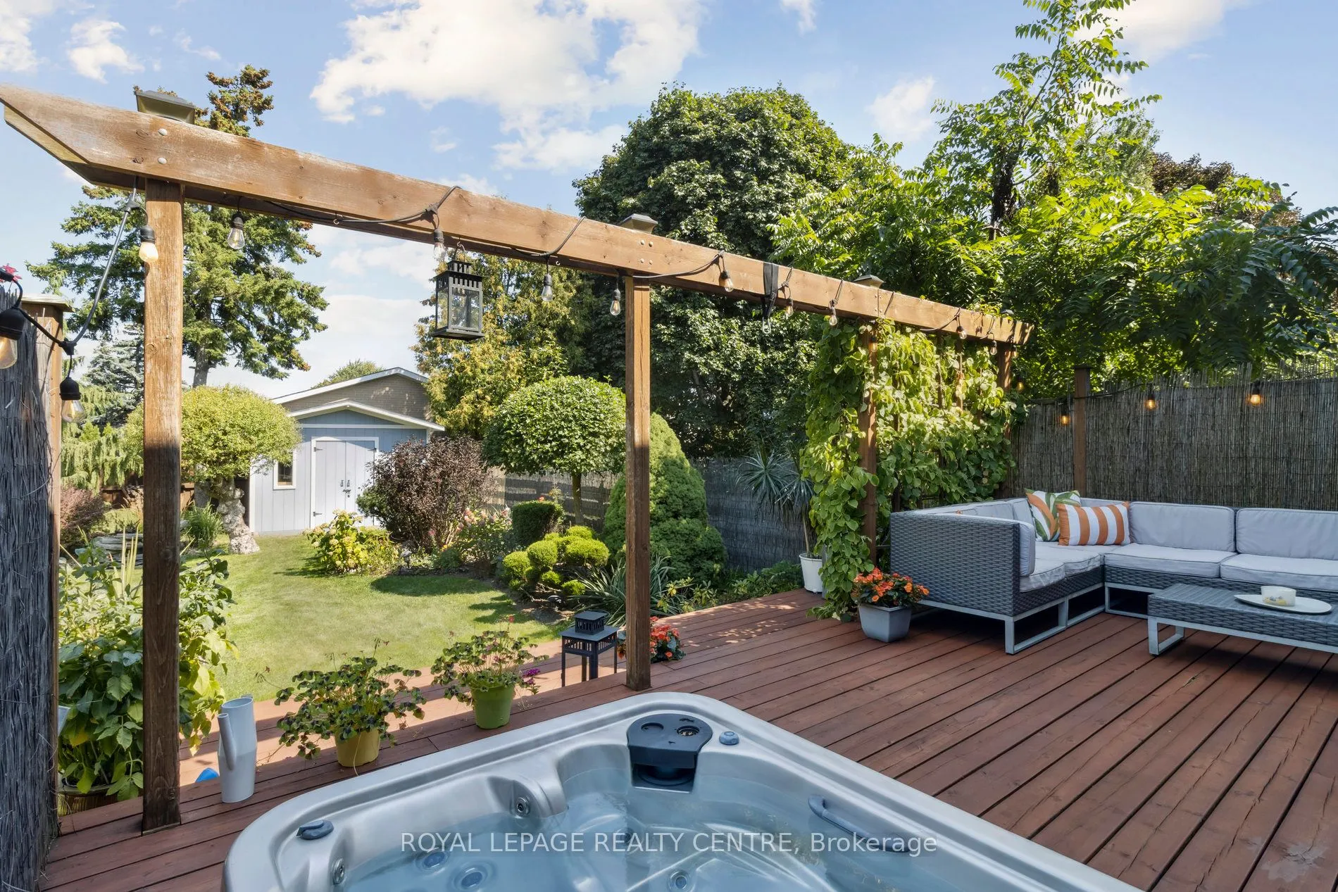 3383 Tallmast Crescent