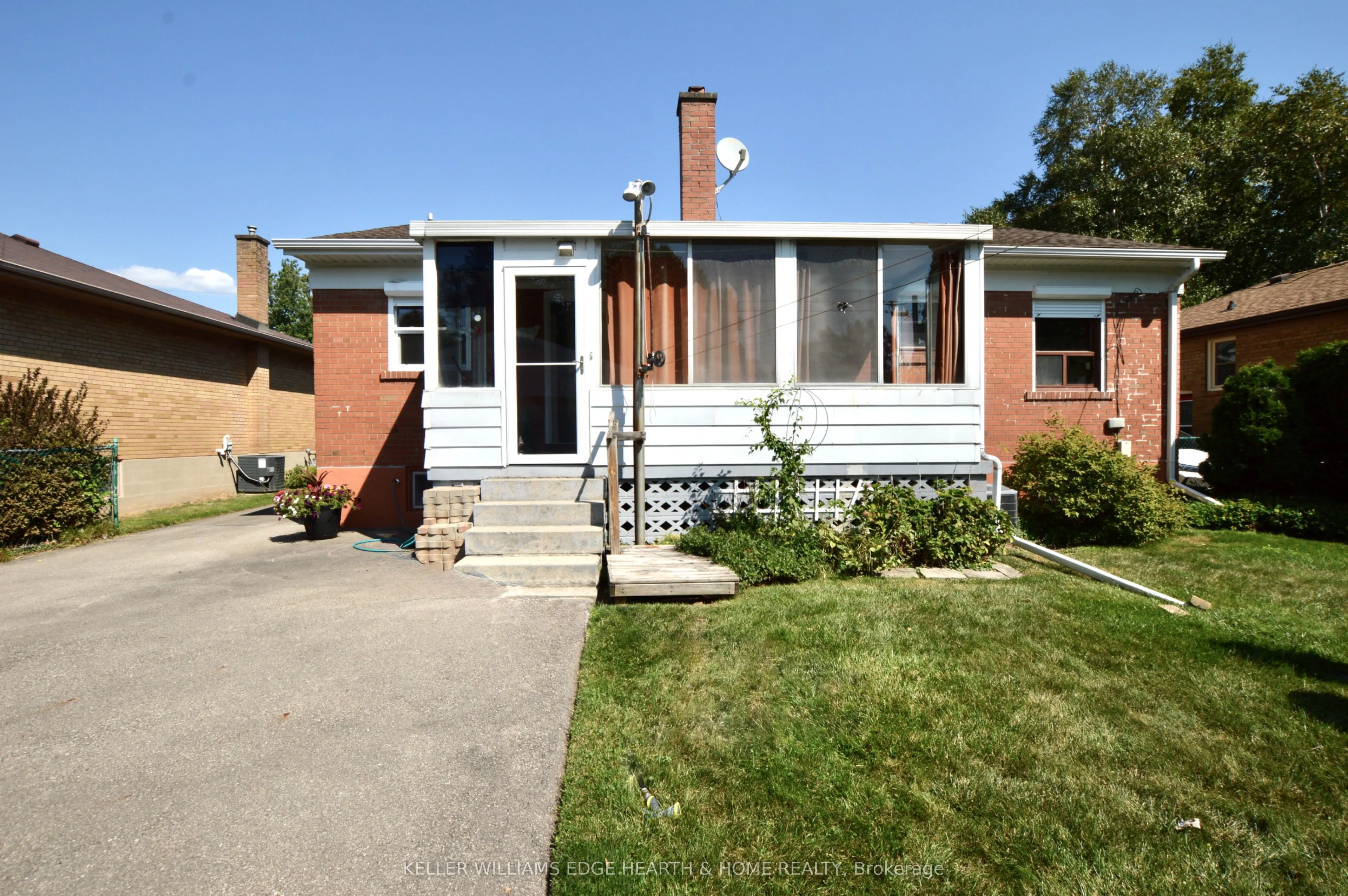 728 Ashley Avenue