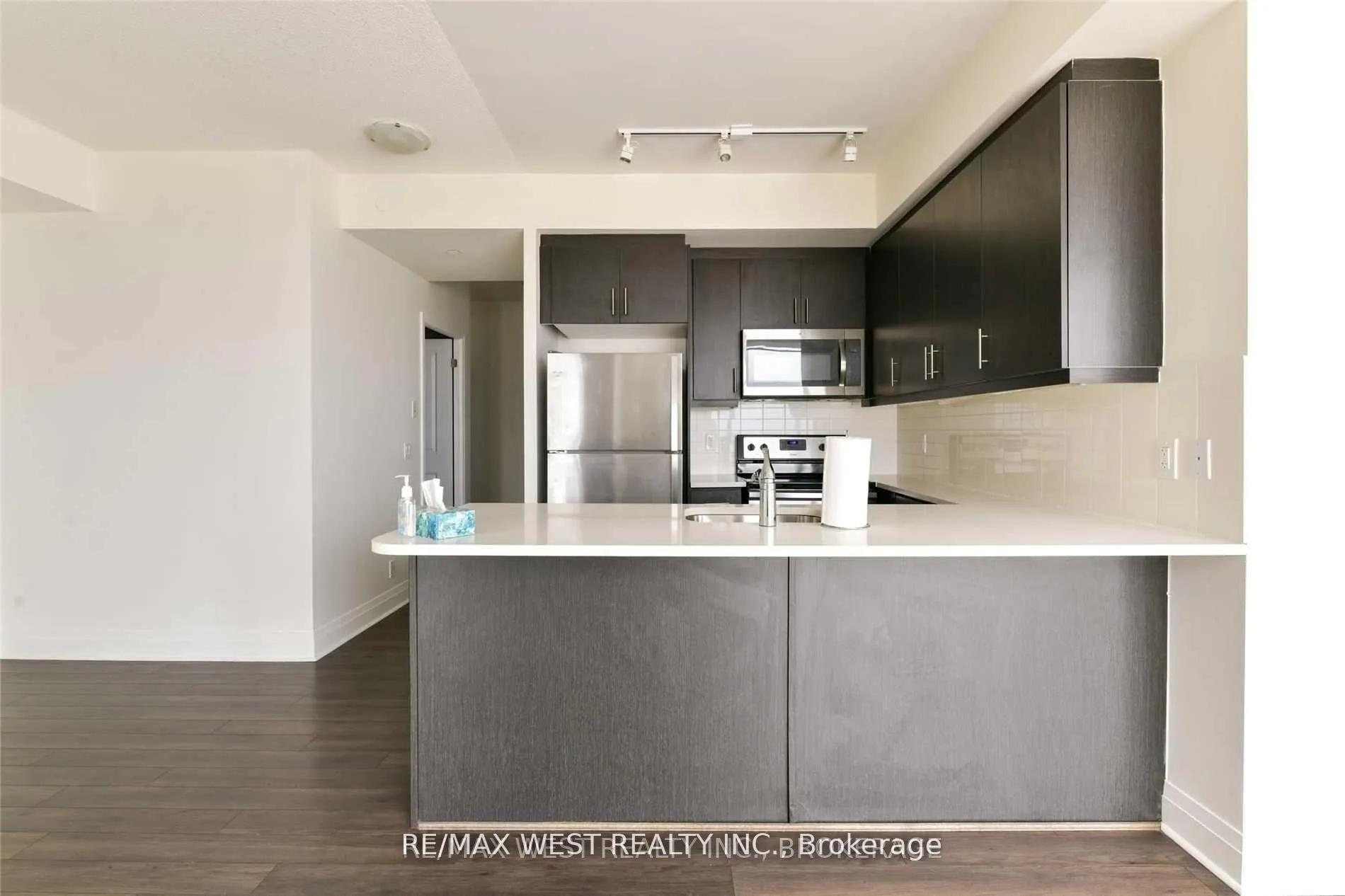 15 Zorra Street, #1107