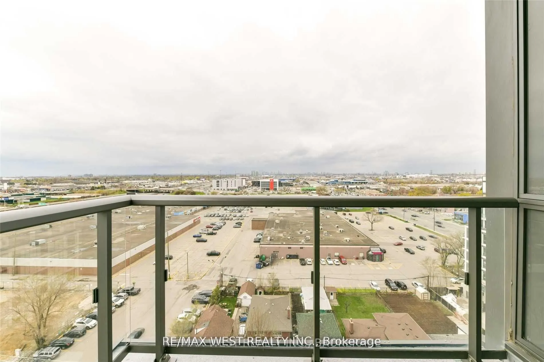 15 Zorra Street, #1107