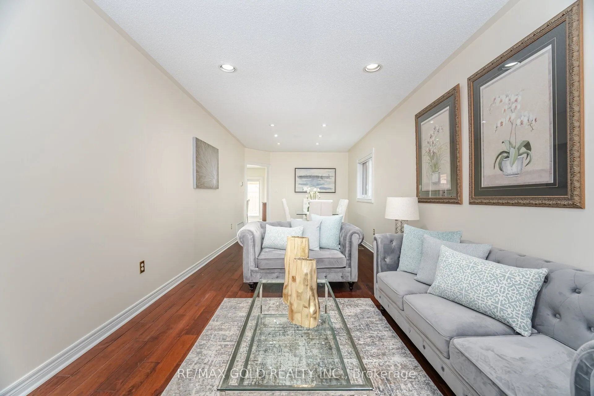 30 Golden Eagle Road