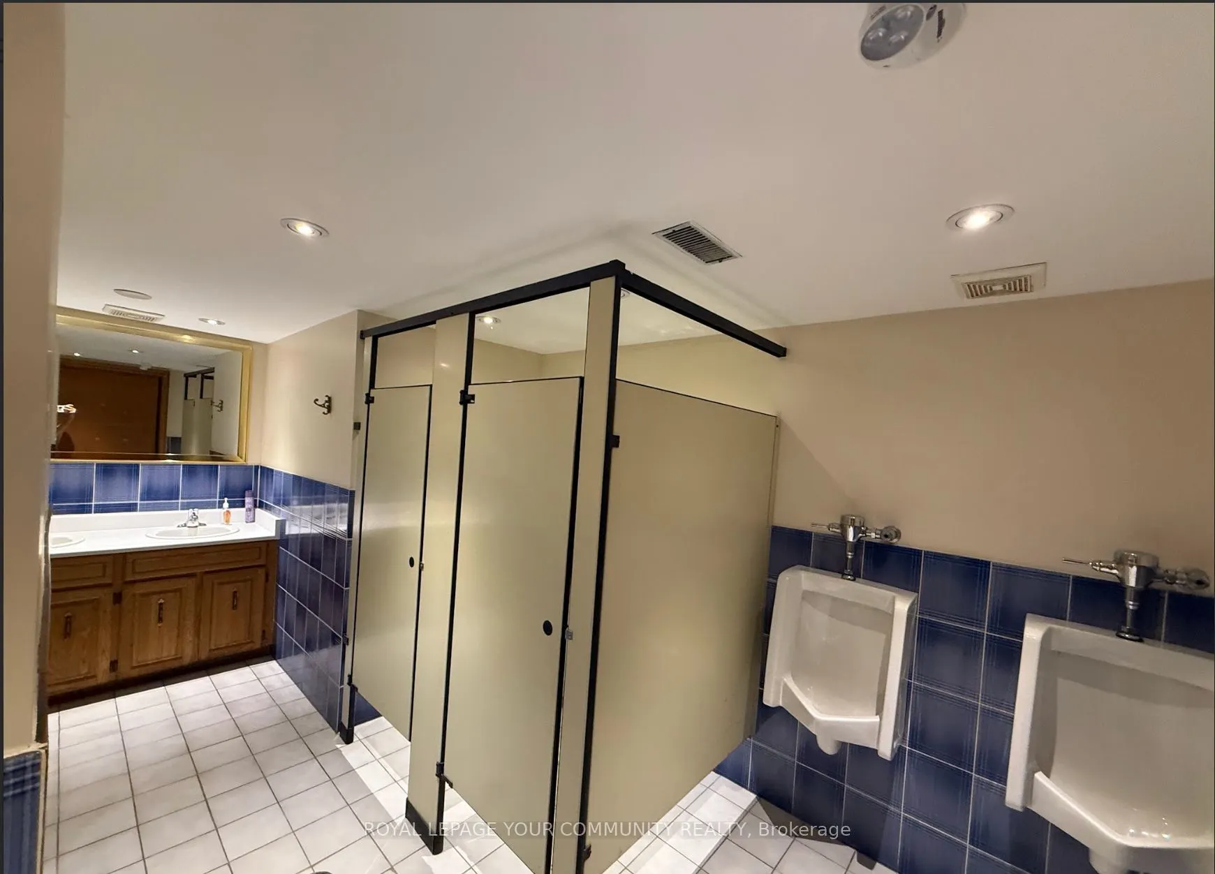 795 Wilson Avenue, #102