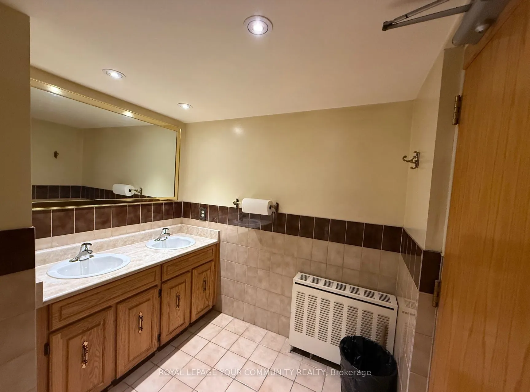 795 Wilson Avenue, #102