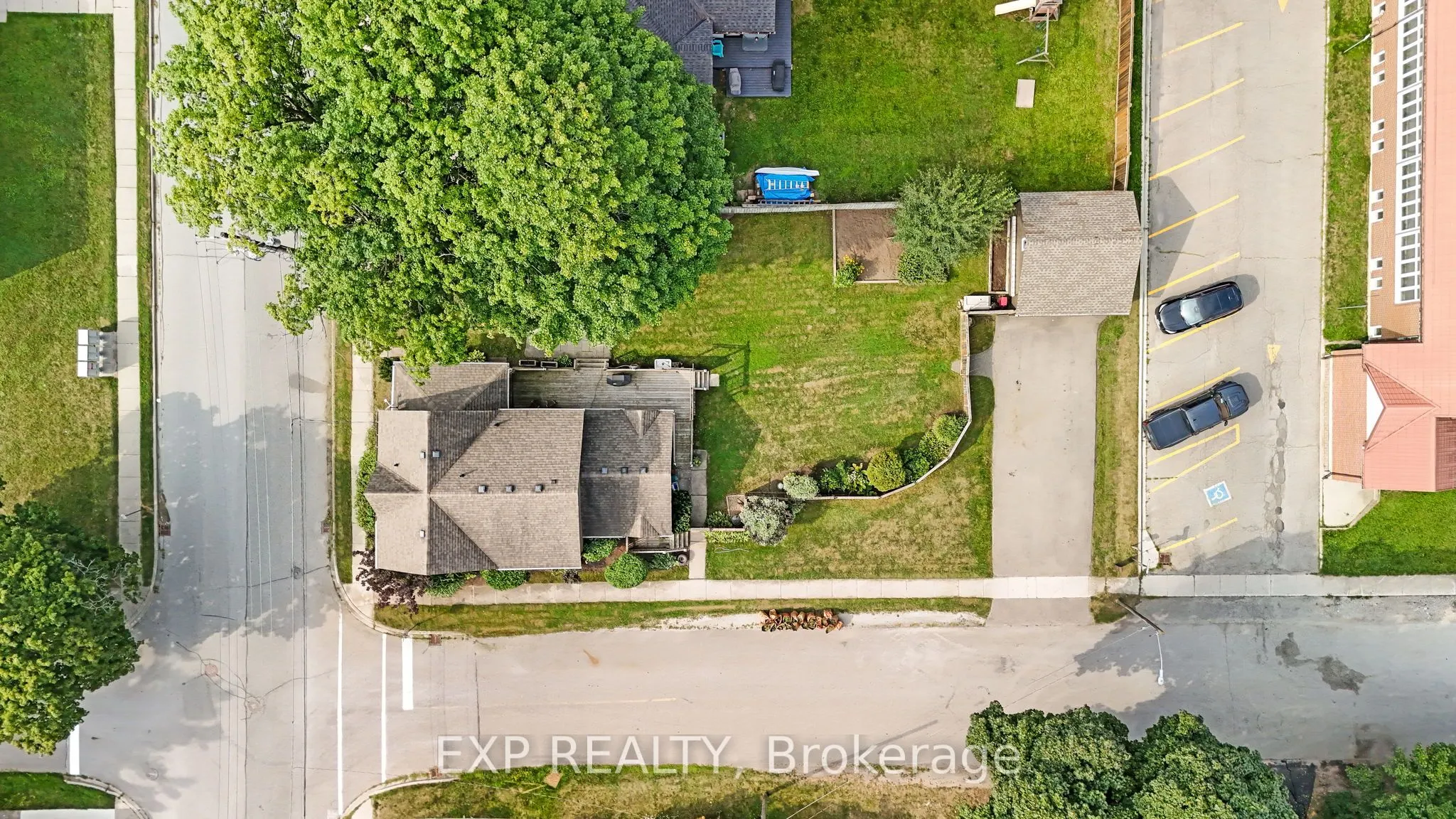 20 Elgin Street S