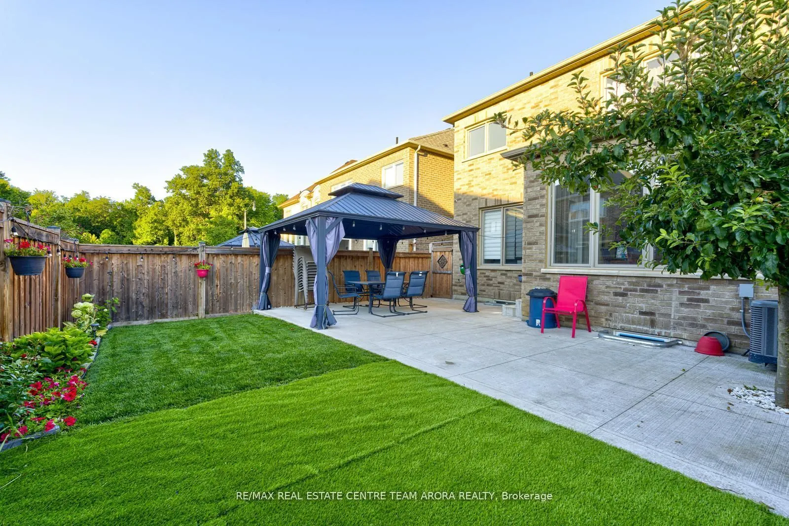 22 Mussle White Road
