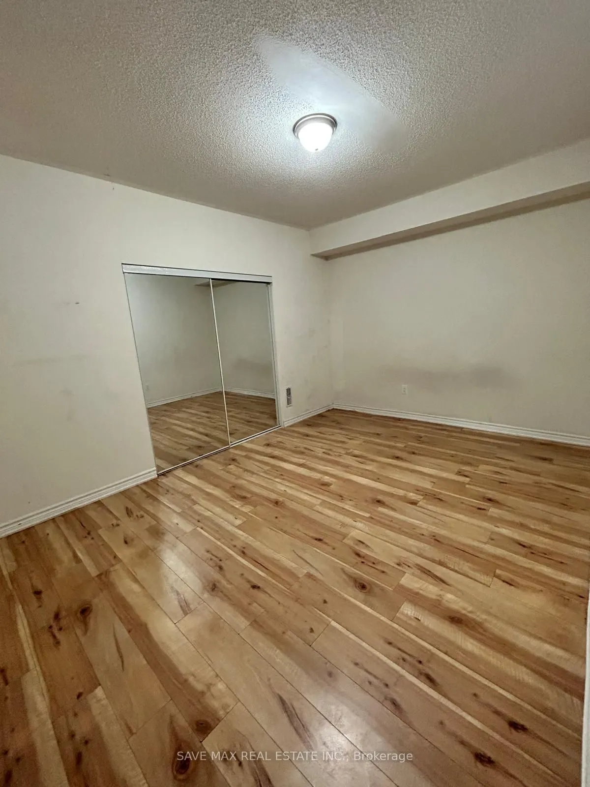 1153 Stag Hollow Street, #Bsmnt