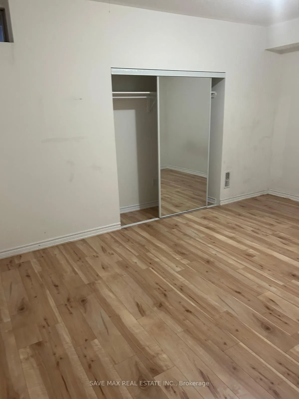 1153 Stag Hollow Street, #Bsmnt