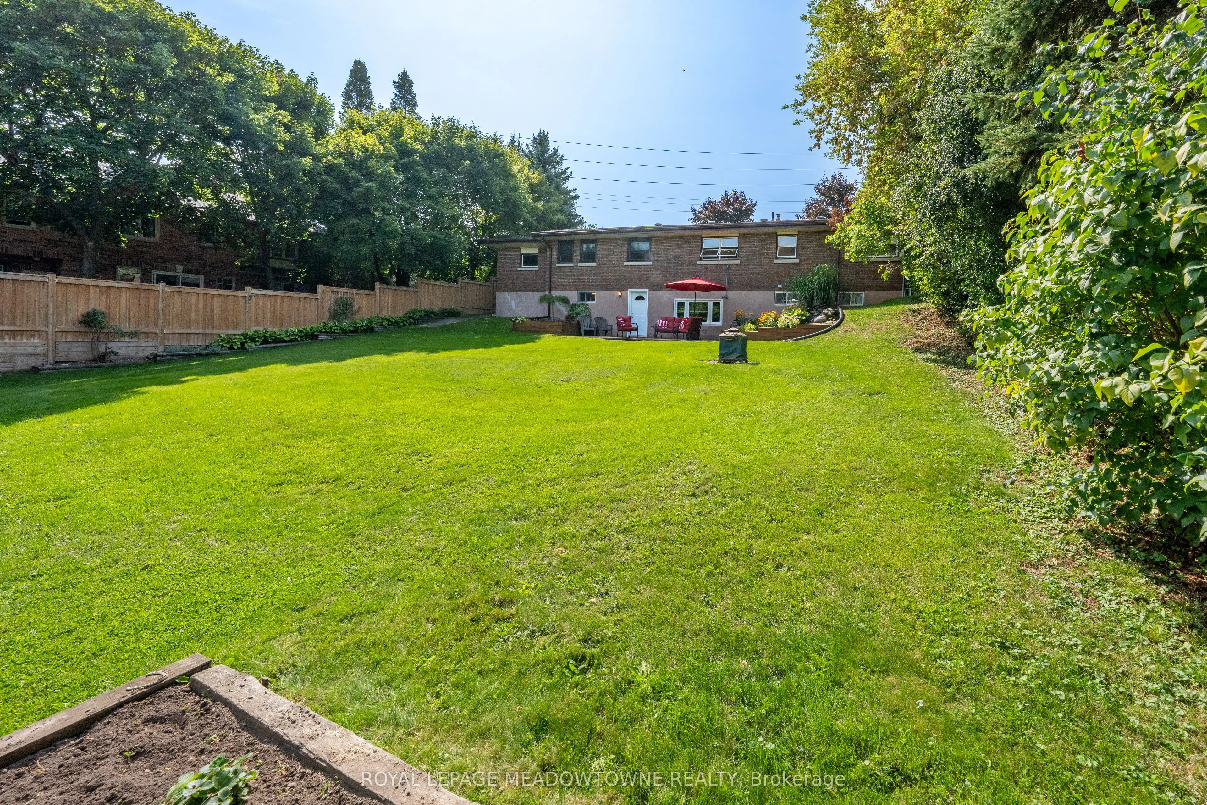 74 River Drive
