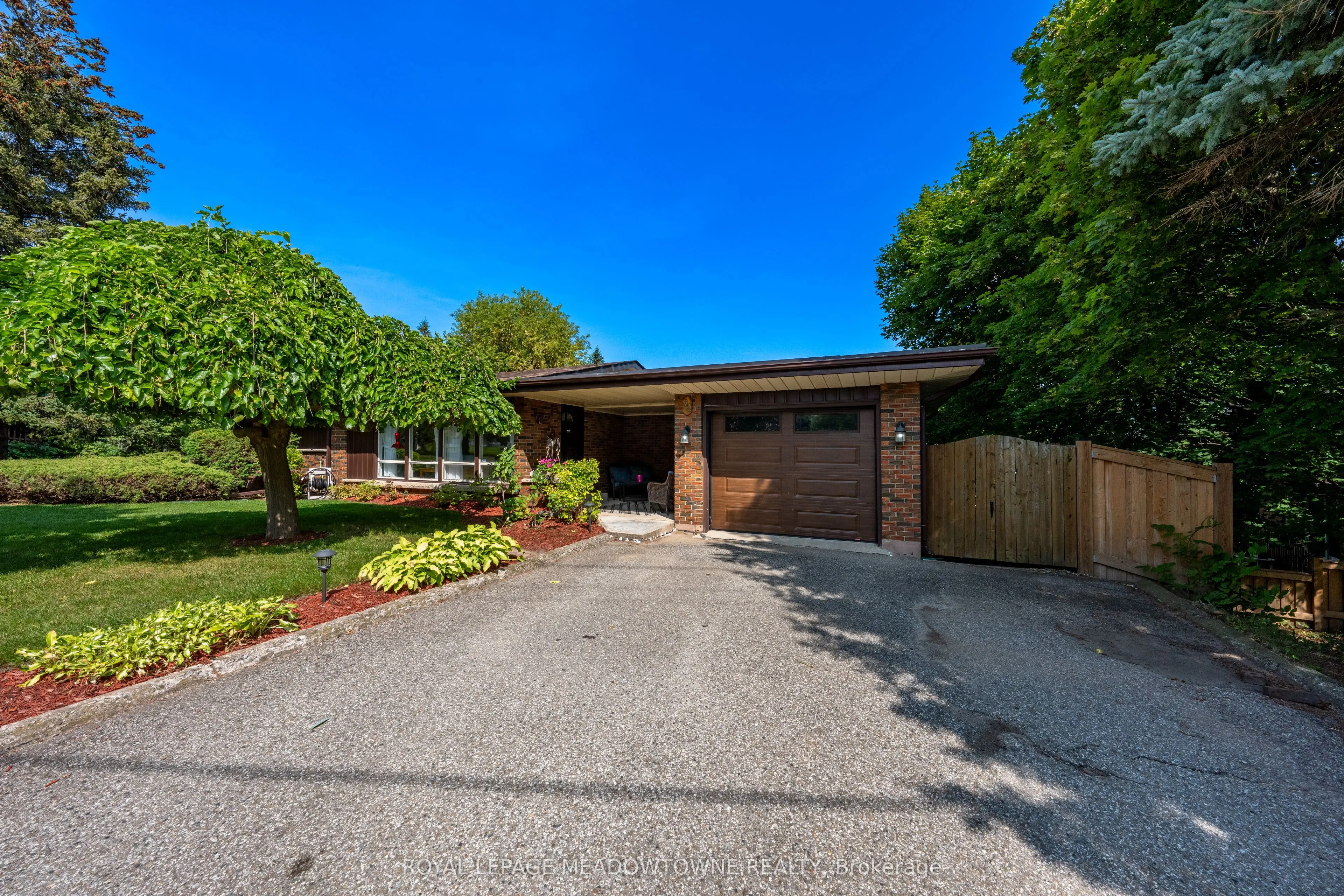 74 River Drive