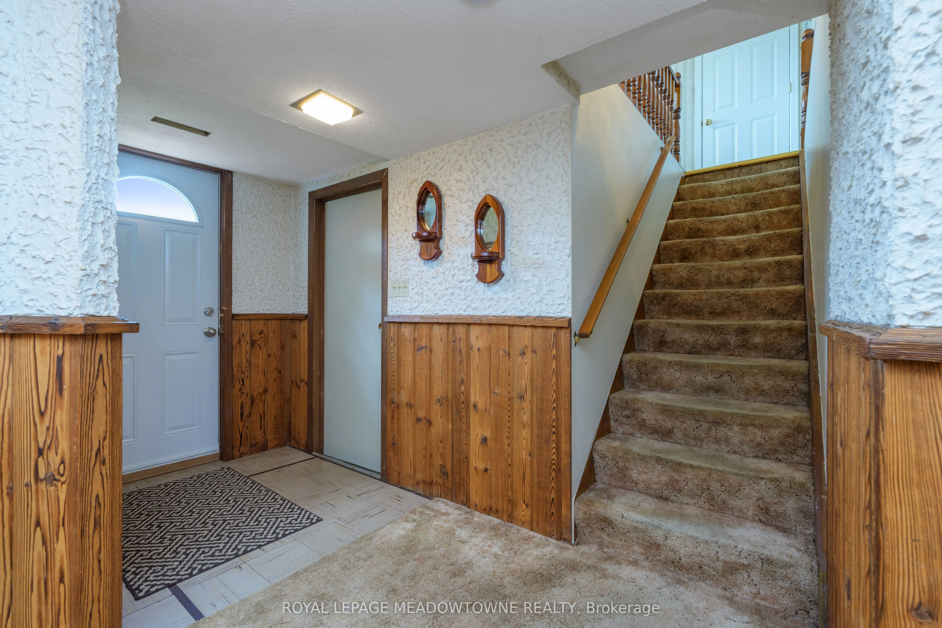 74 River Drive