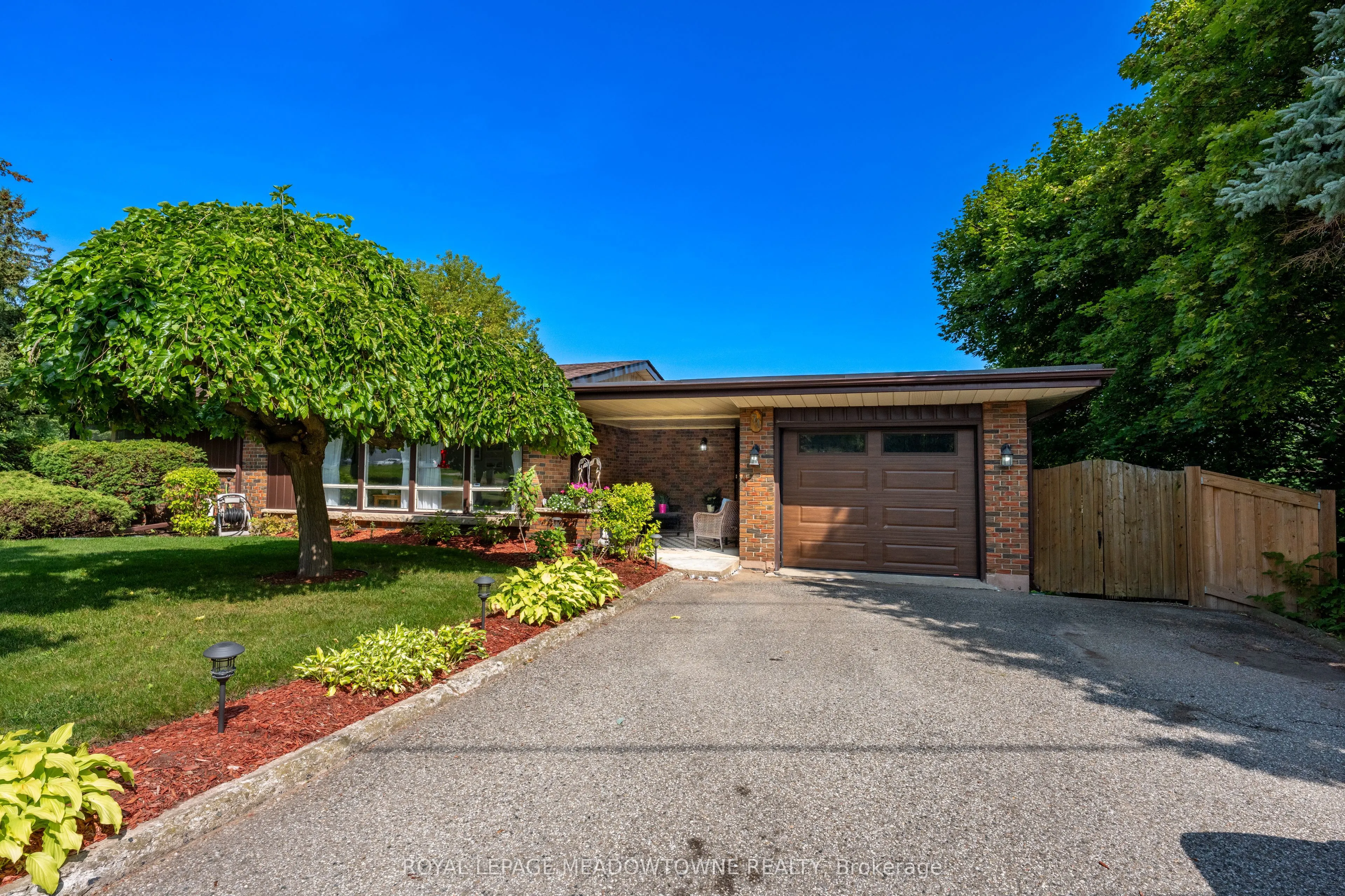 74 River Drive