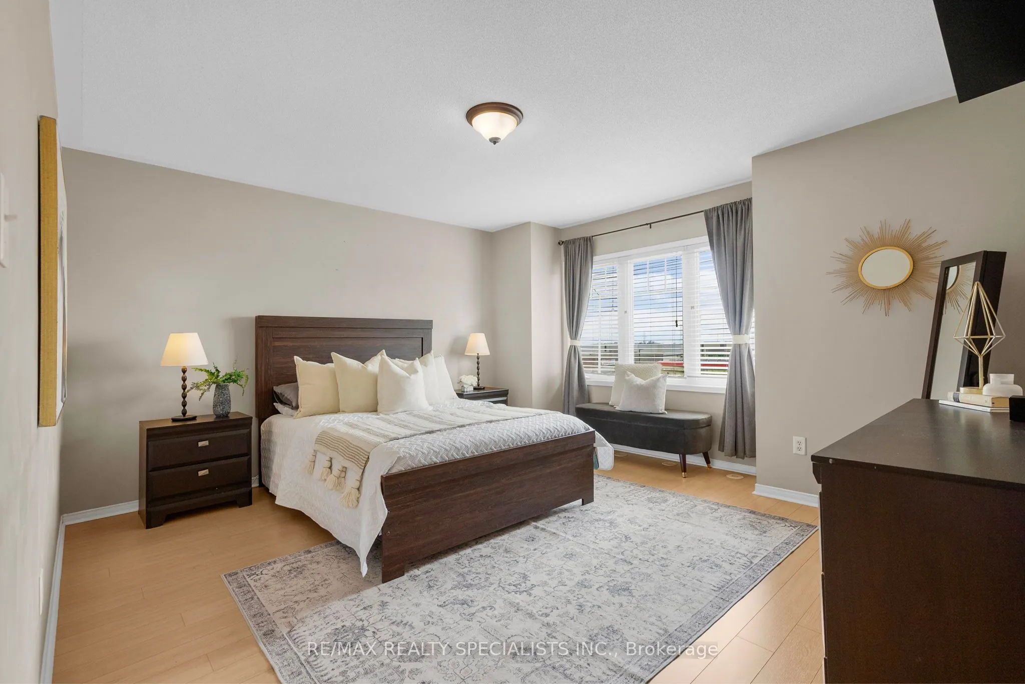 3985 Eglinton Avenue W, #19