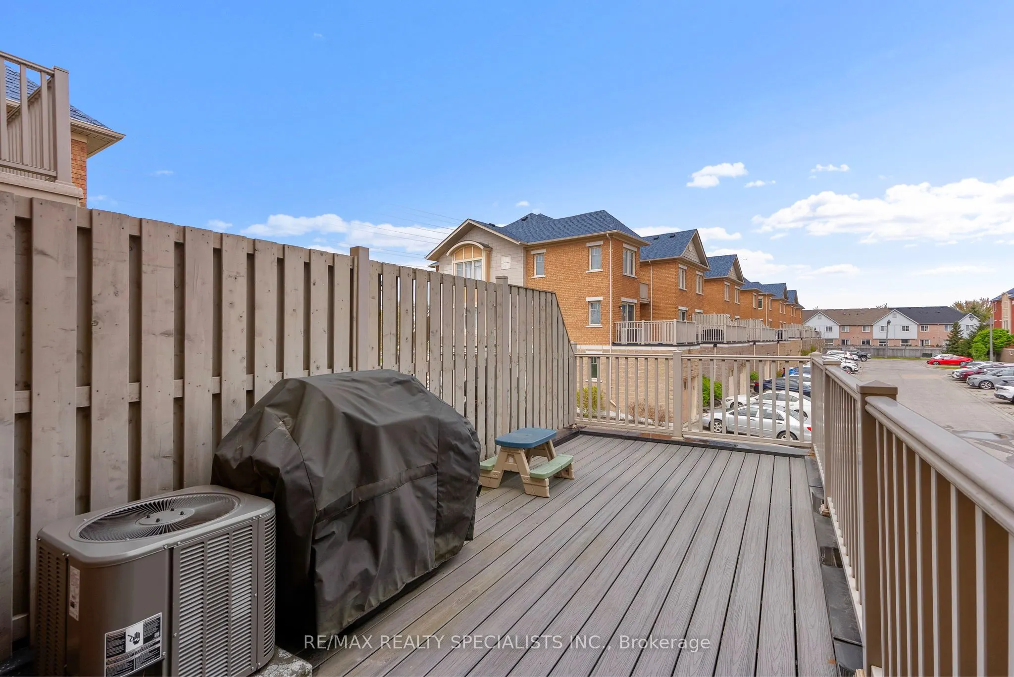 3985 Eglinton Avenue W, #19