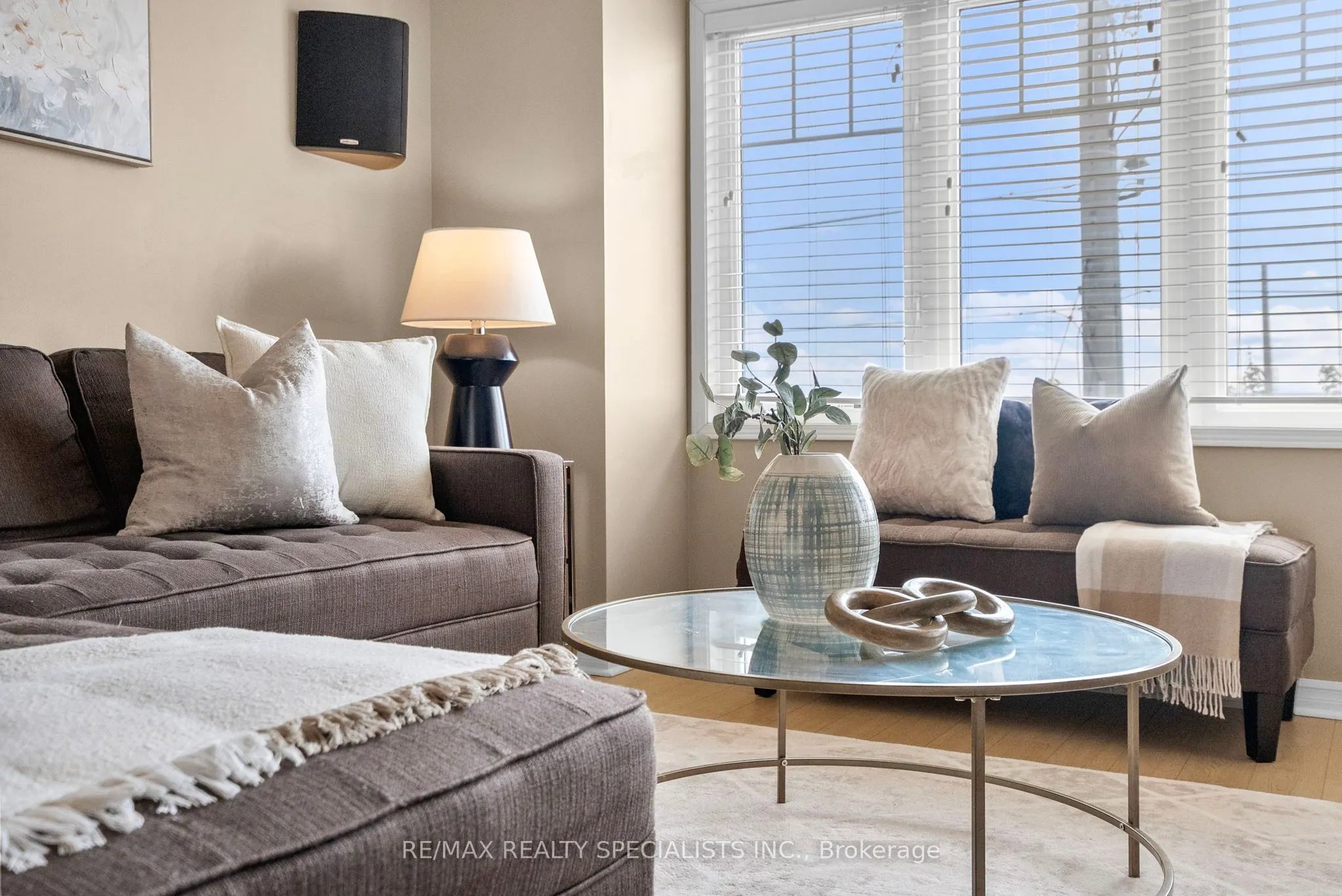3985 Eglinton Avenue W, #19