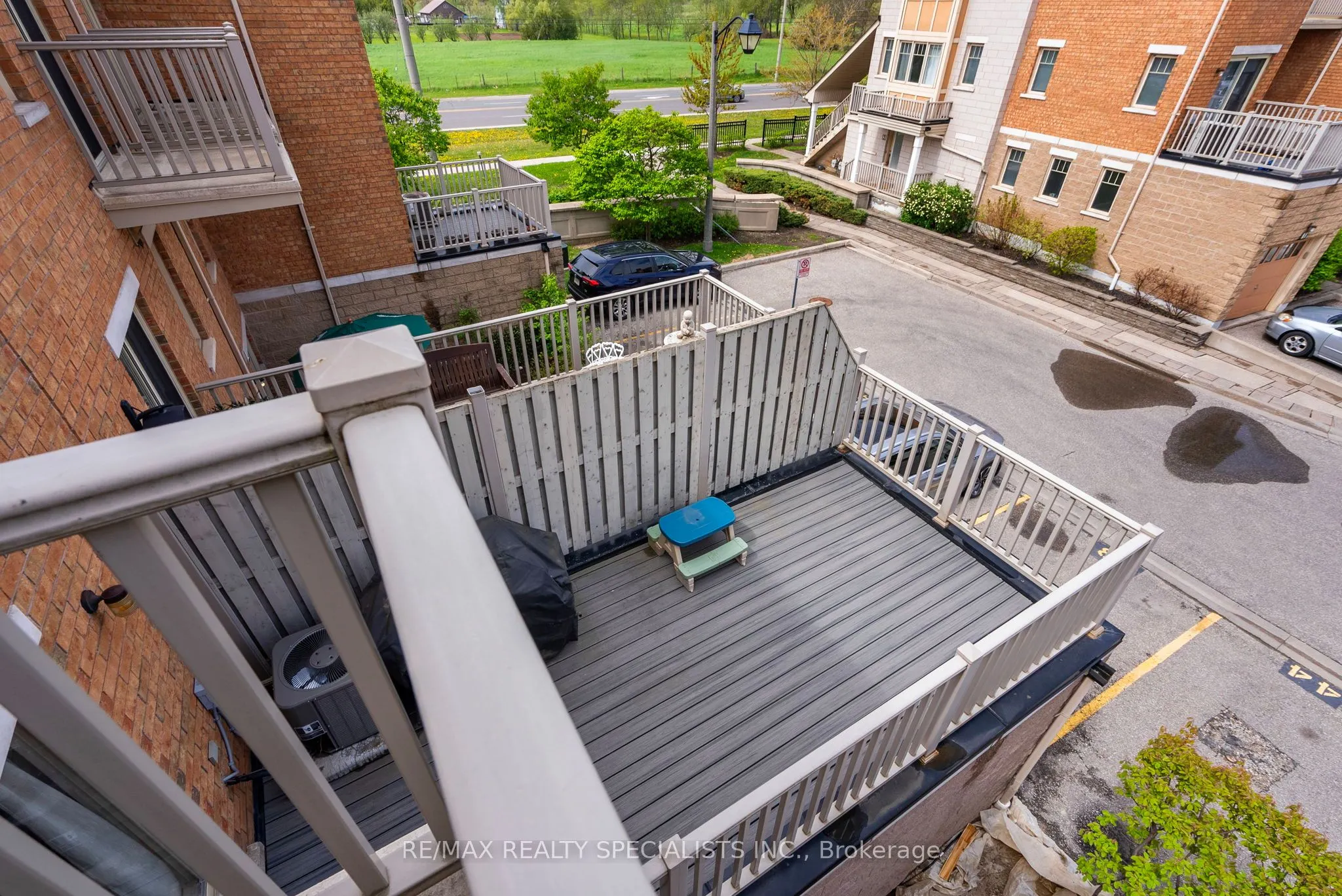 3985 Eglinton Avenue W, #19