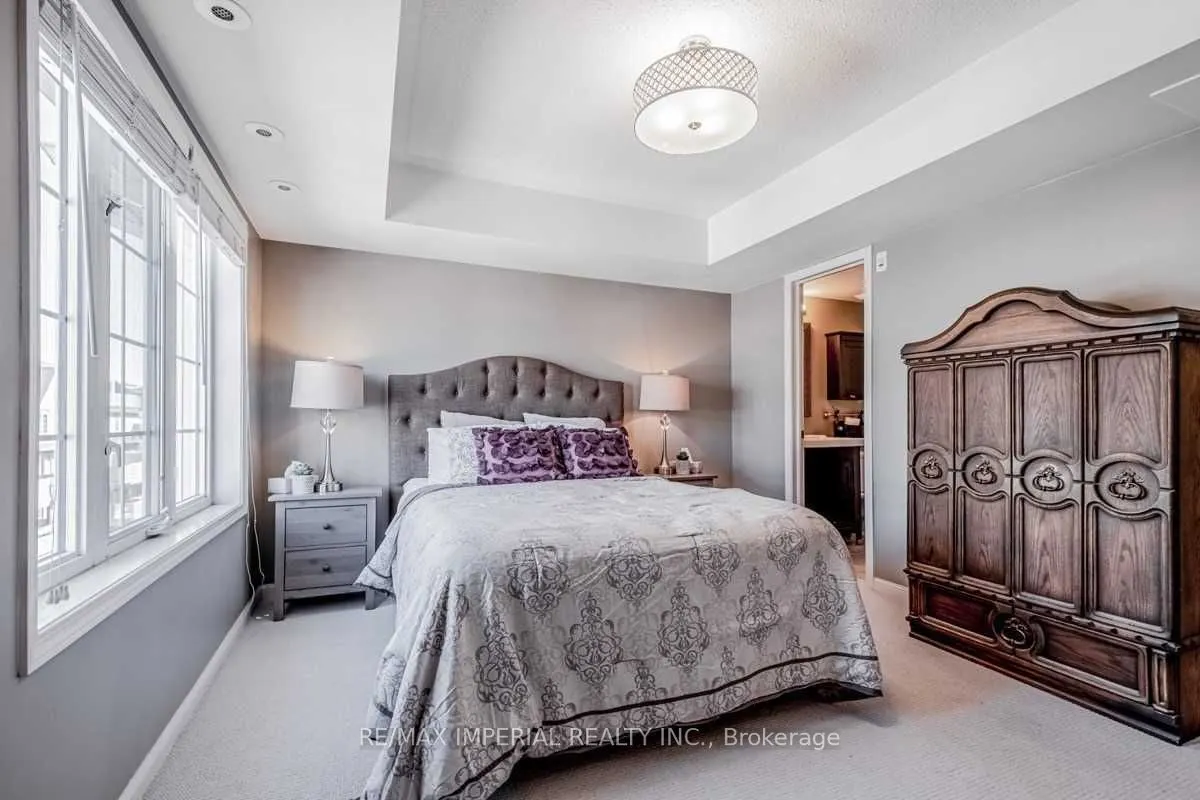 625 Dundas Street W, #3