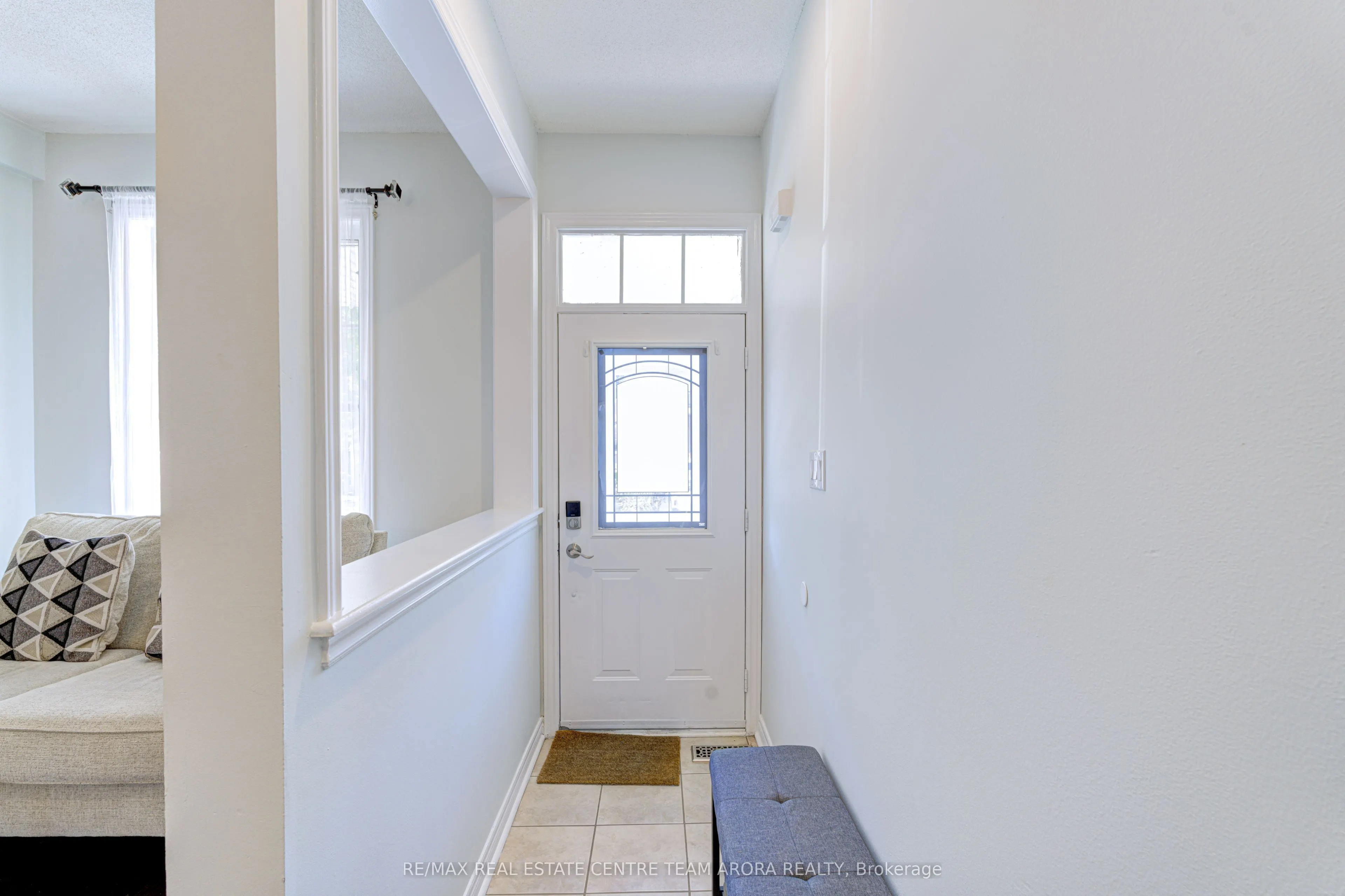 65 Pergola Way