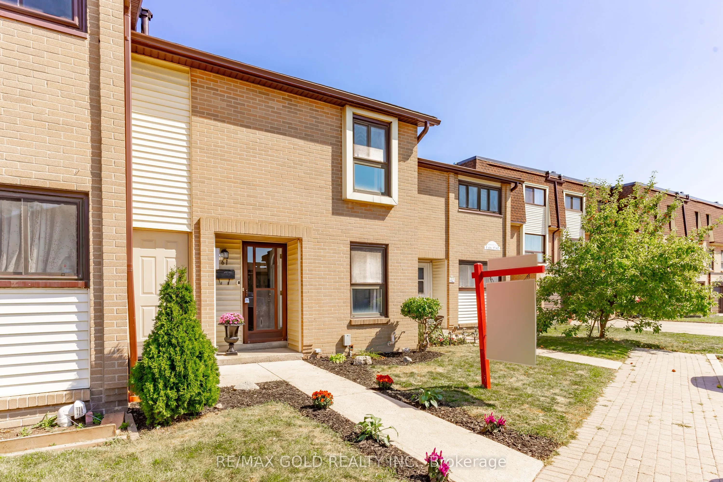 46 Dearbourne Boulevard, #61