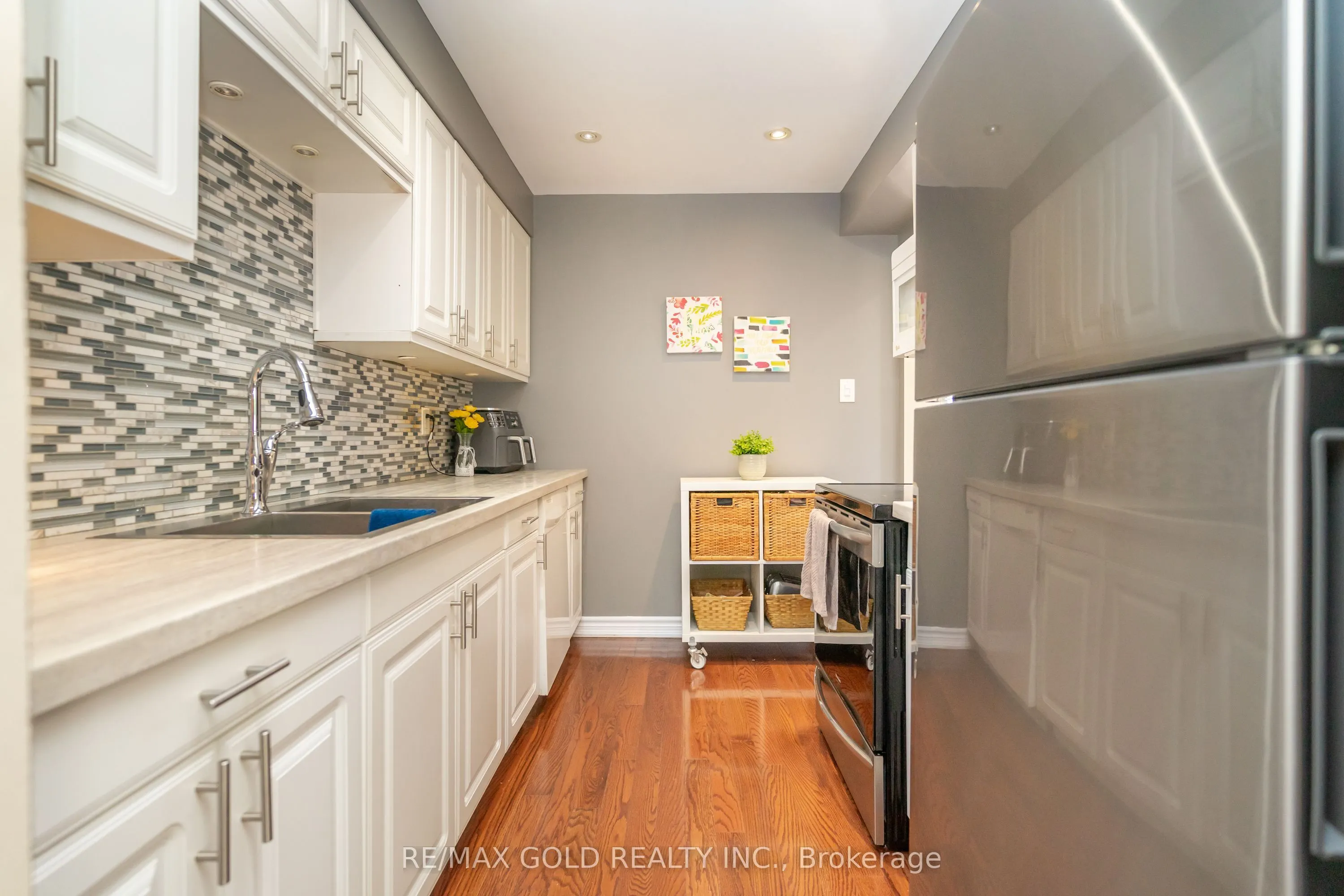 46 Dearbourne Boulevard, #61