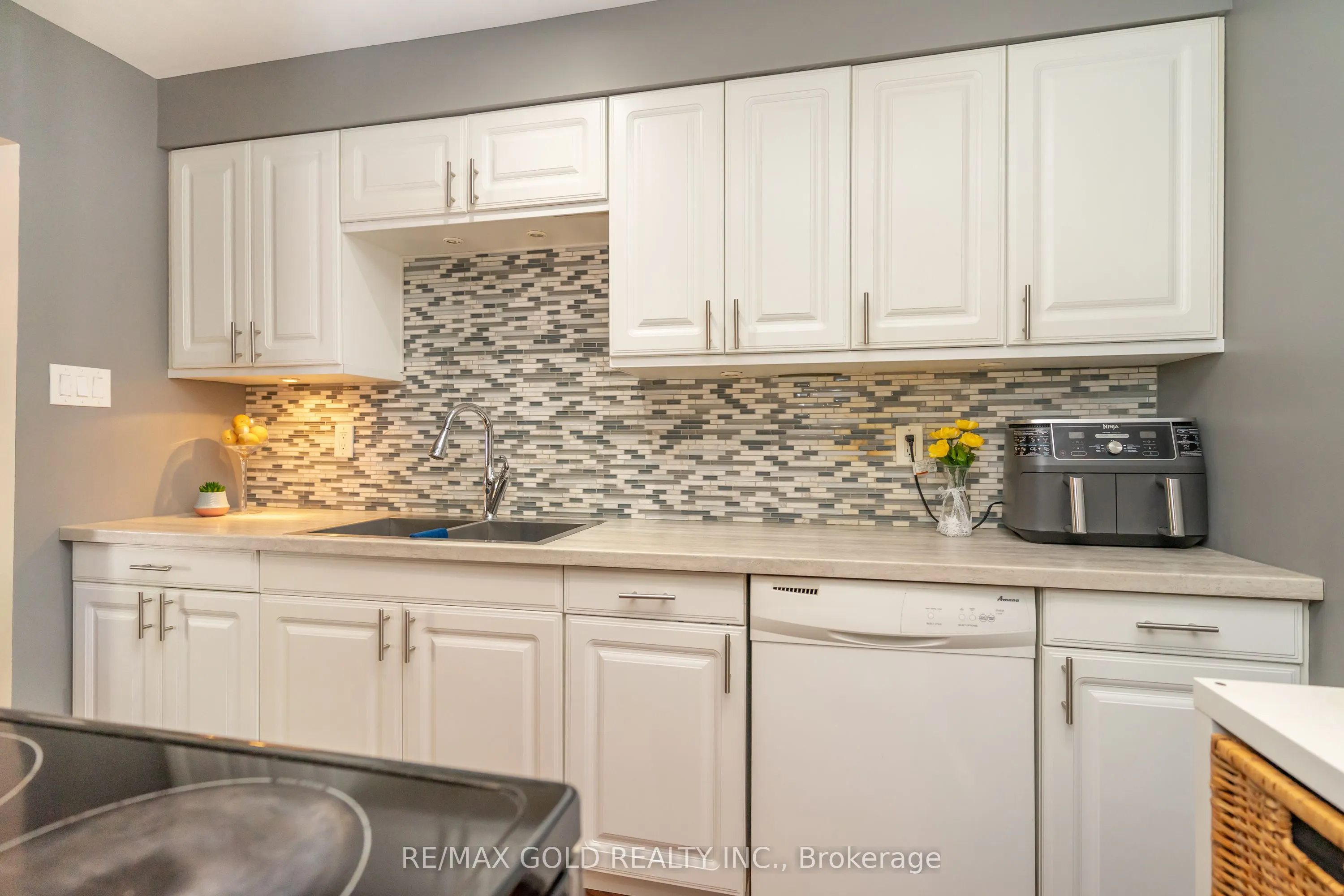 46 Dearbourne Boulevard, #61