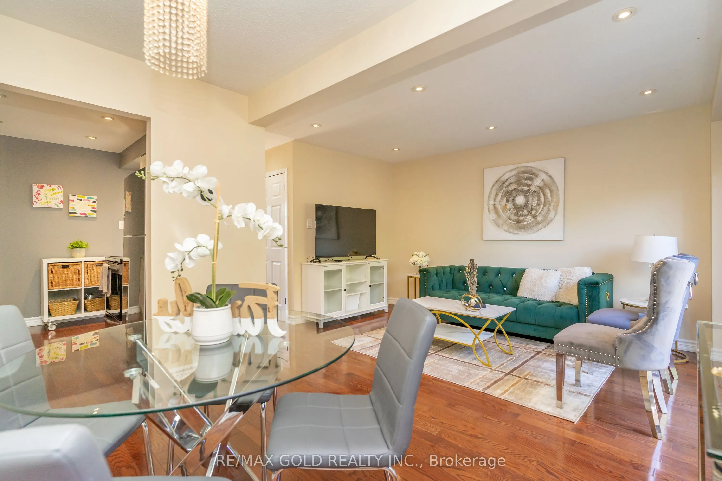 46 Dearbourne Boulevard, #61