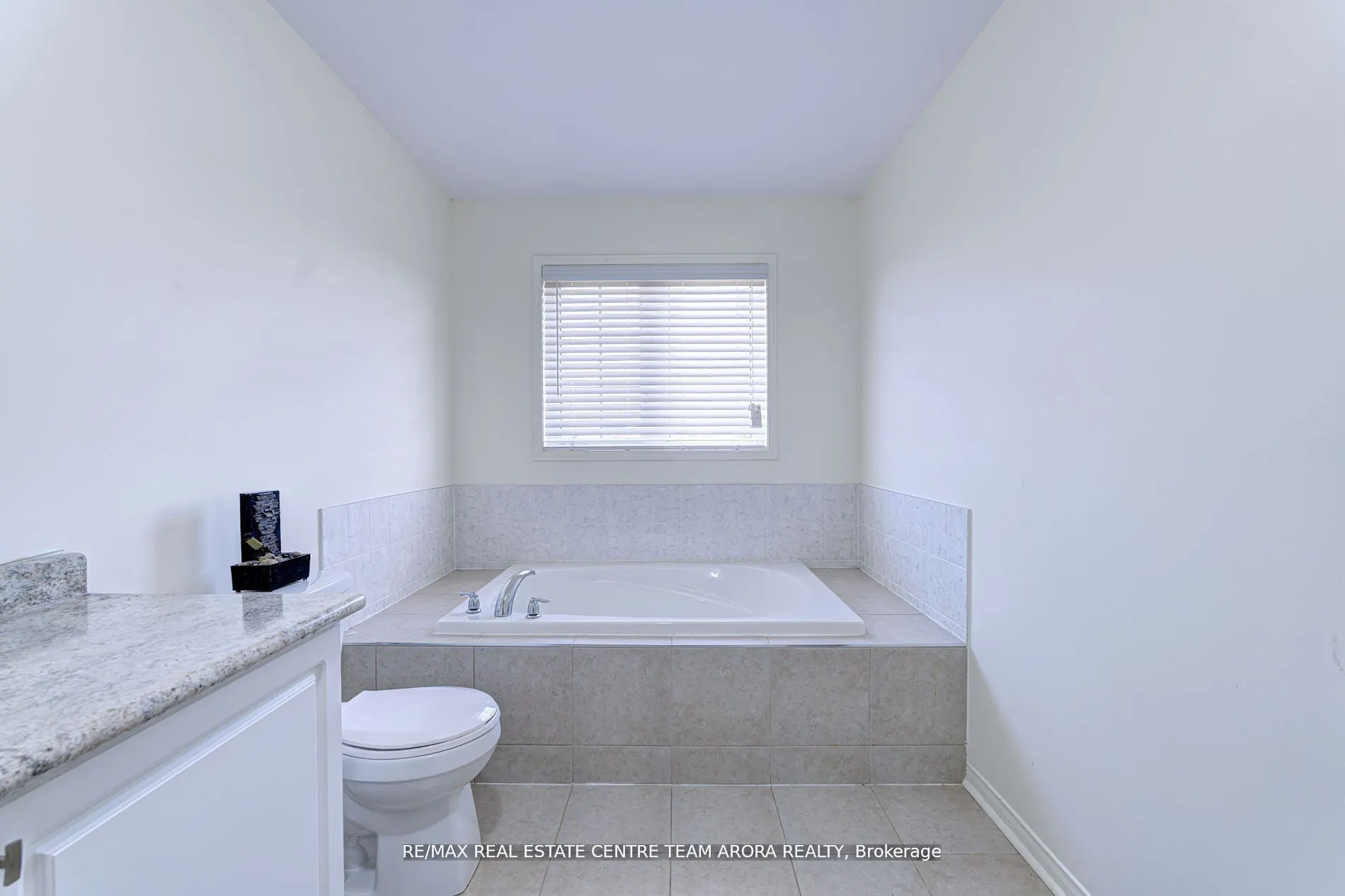 24 Cookview Drive