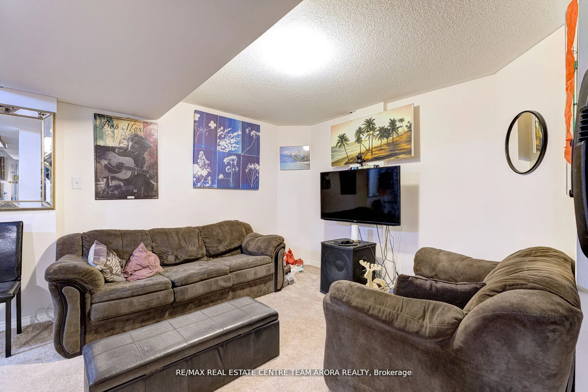 24 Cookview Drive