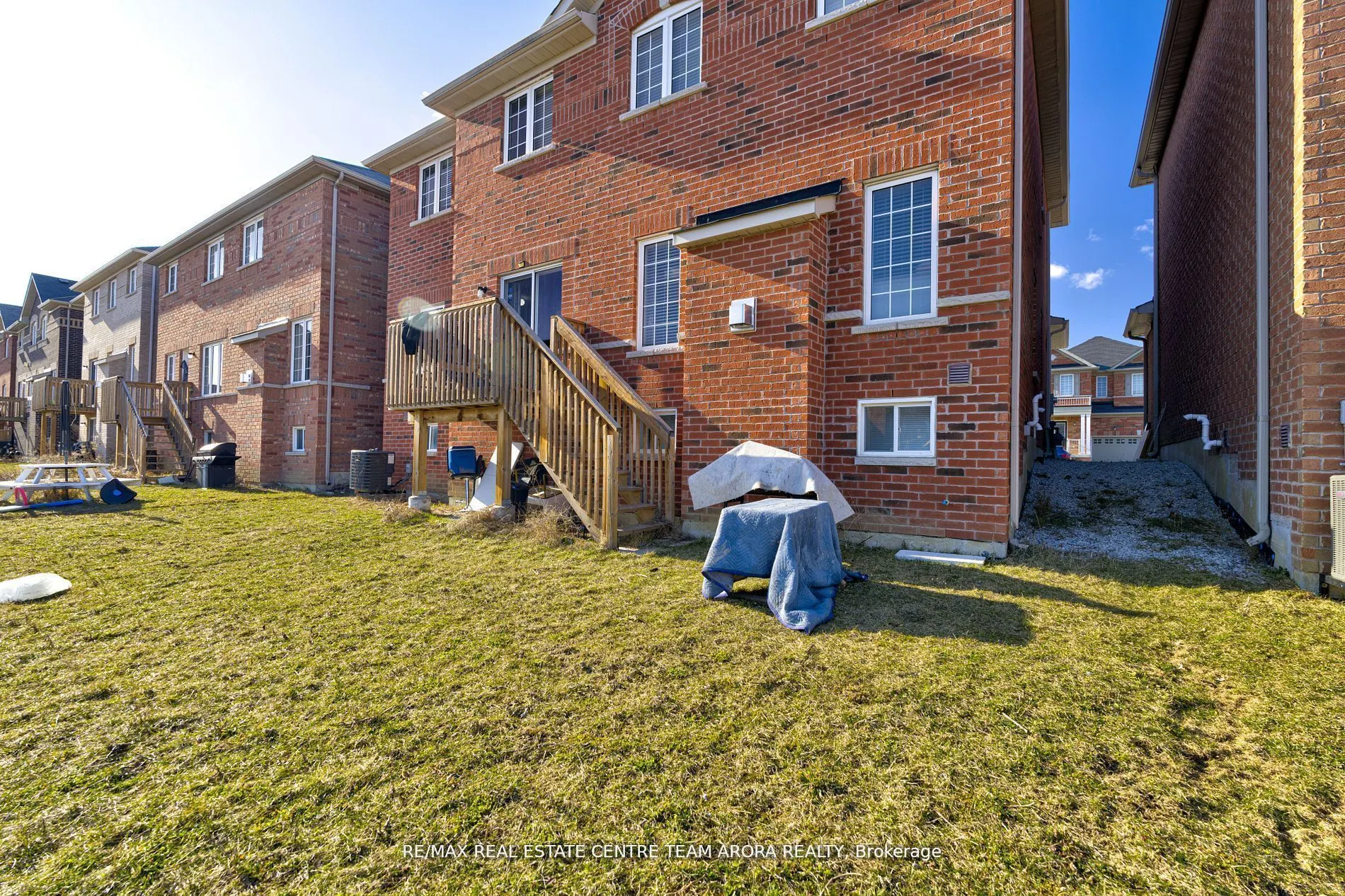 24 Cookview Drive