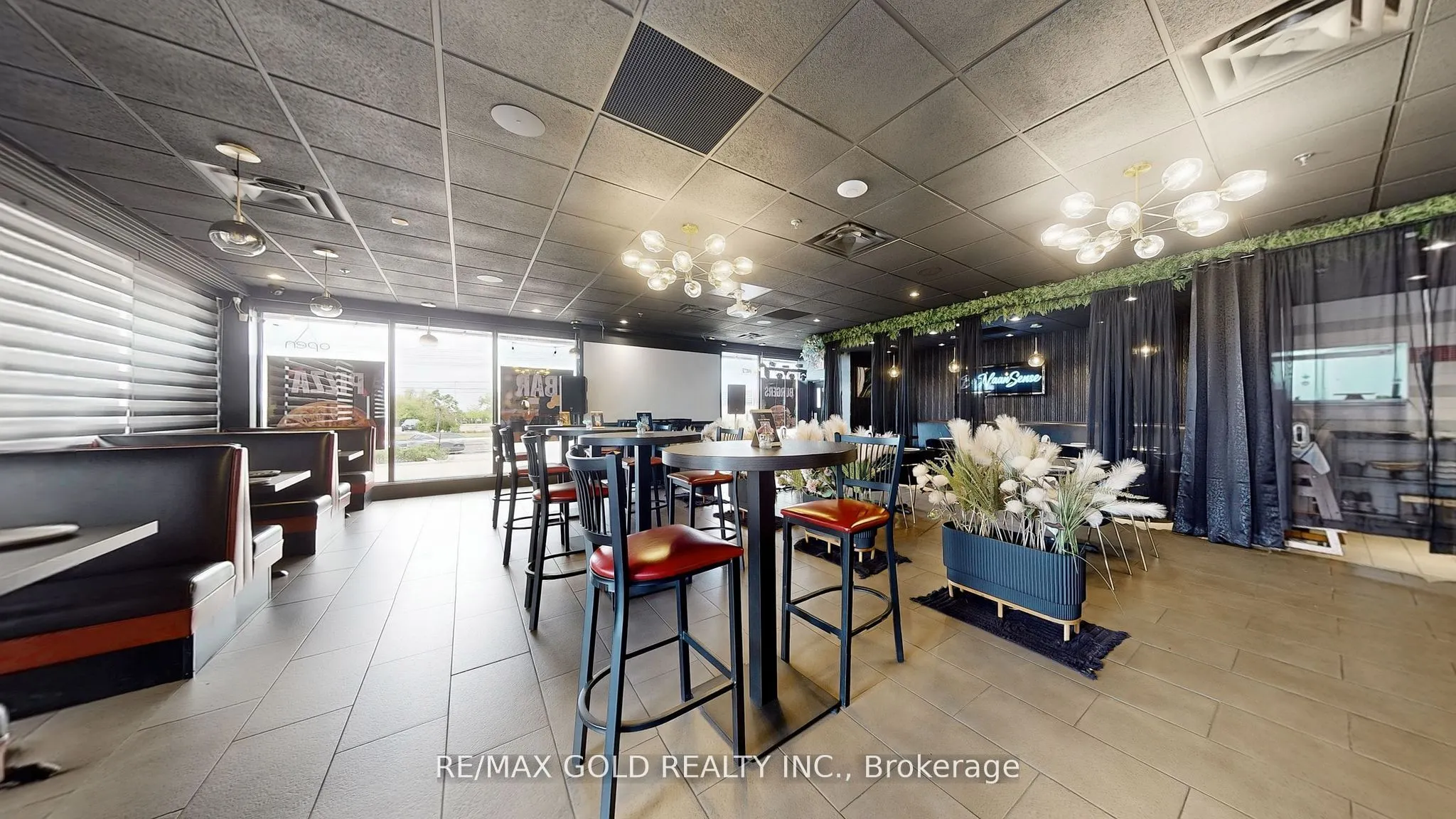 980 Pacific Gate, #4,5