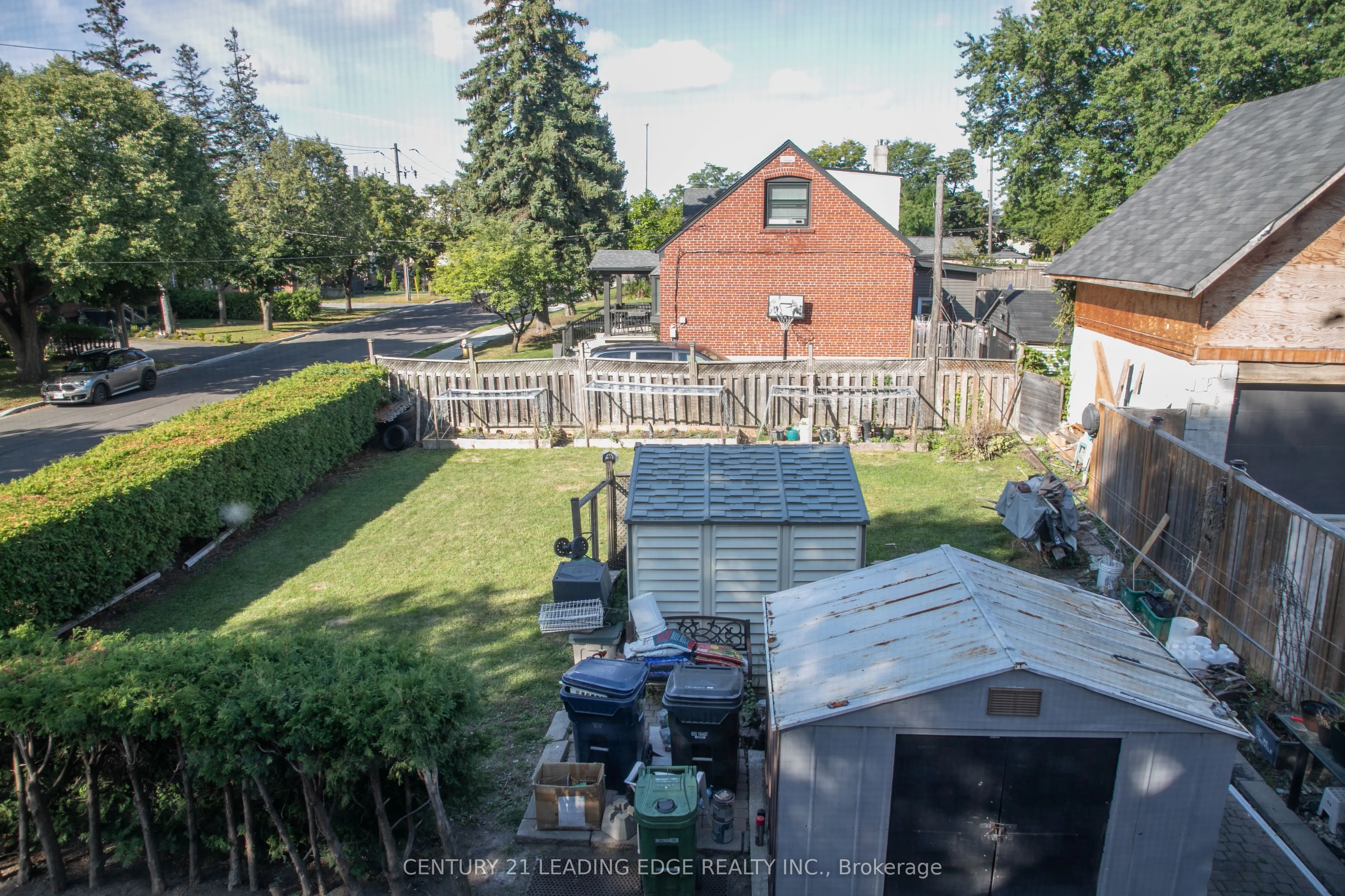 10 Yvonne Avenue