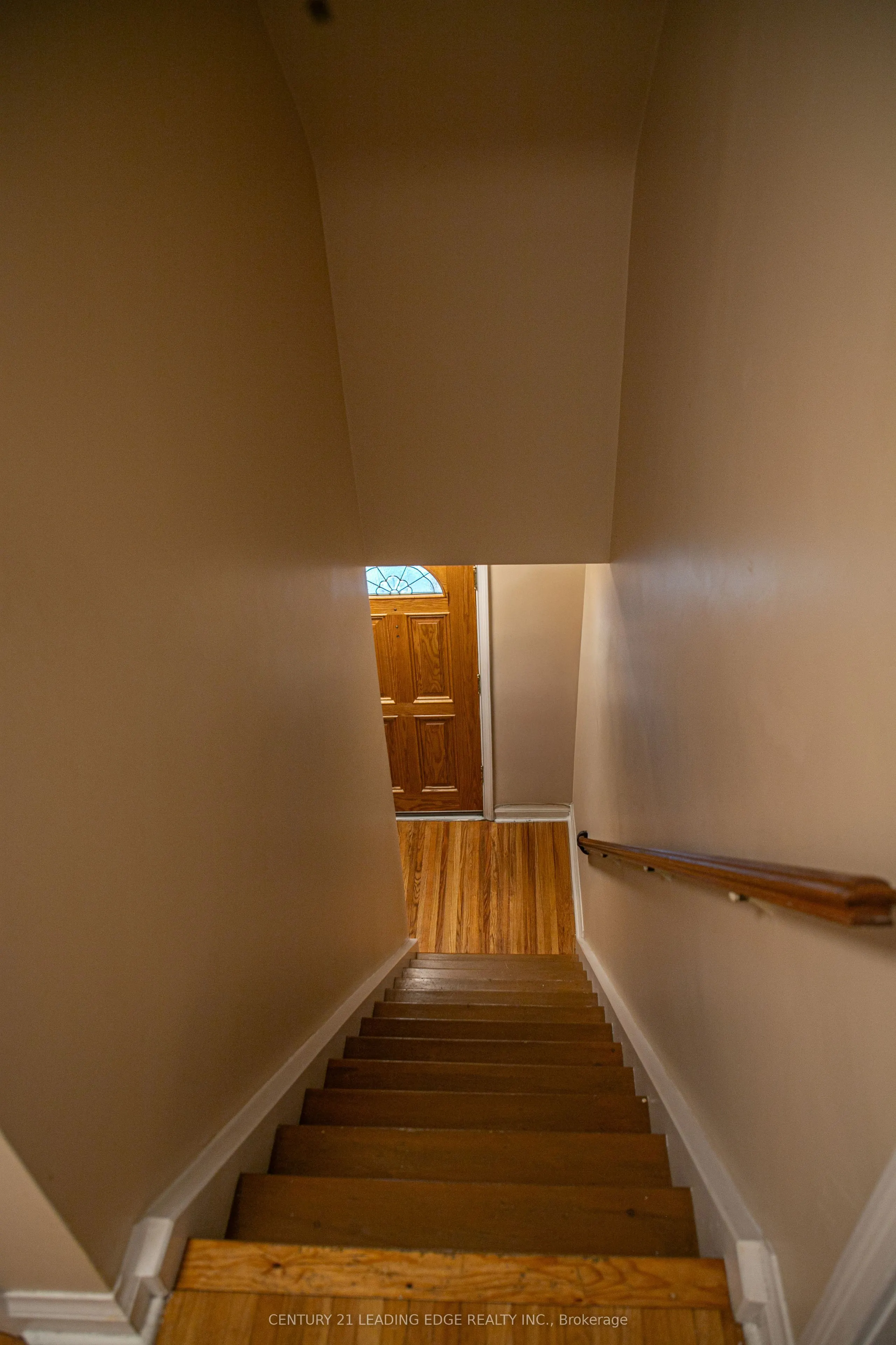 10 Yvonne Avenue