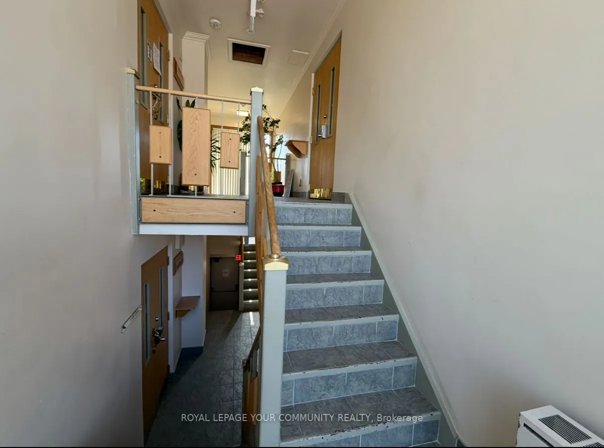 795 Wilson Avenue, #301