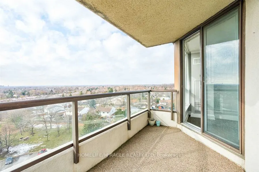 12 Laurelcrest Street, #1101